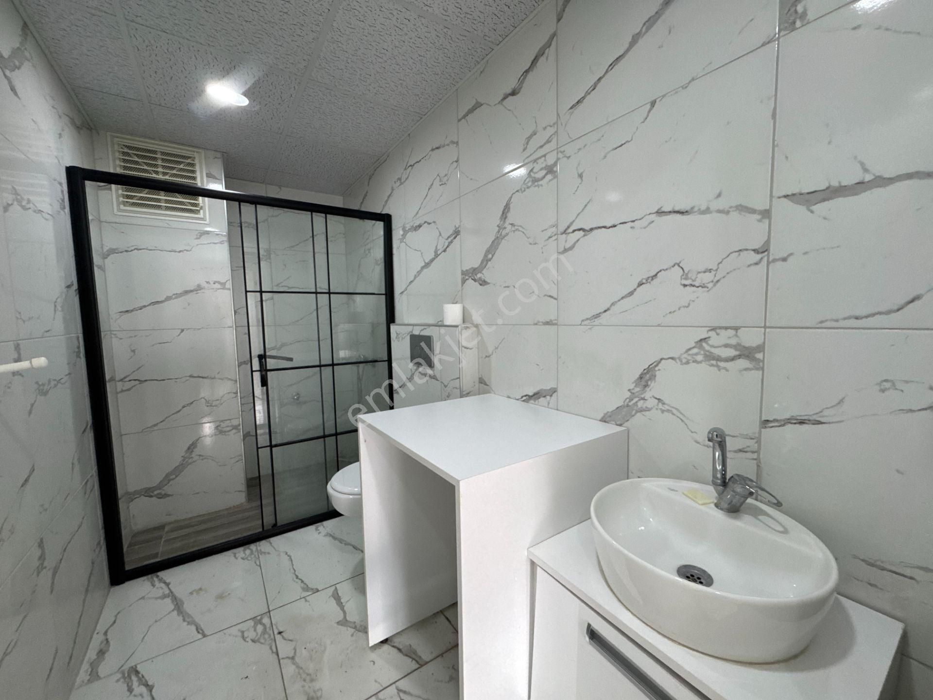 Mevlana Cadde Arkasında Çift Banyolu Sıfır 4+1 Fırsat Daire - Görsel 17