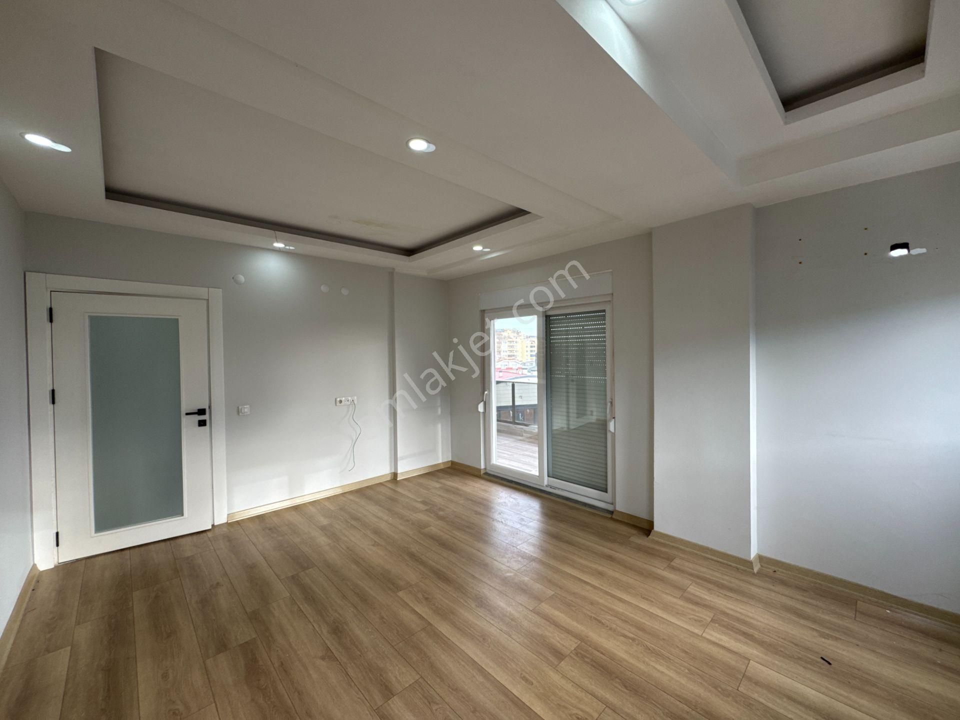 Mevlana Cadde Arkasında Çift Banyolu Sıfır 4+1 Fırsat Daire - Görsel 13