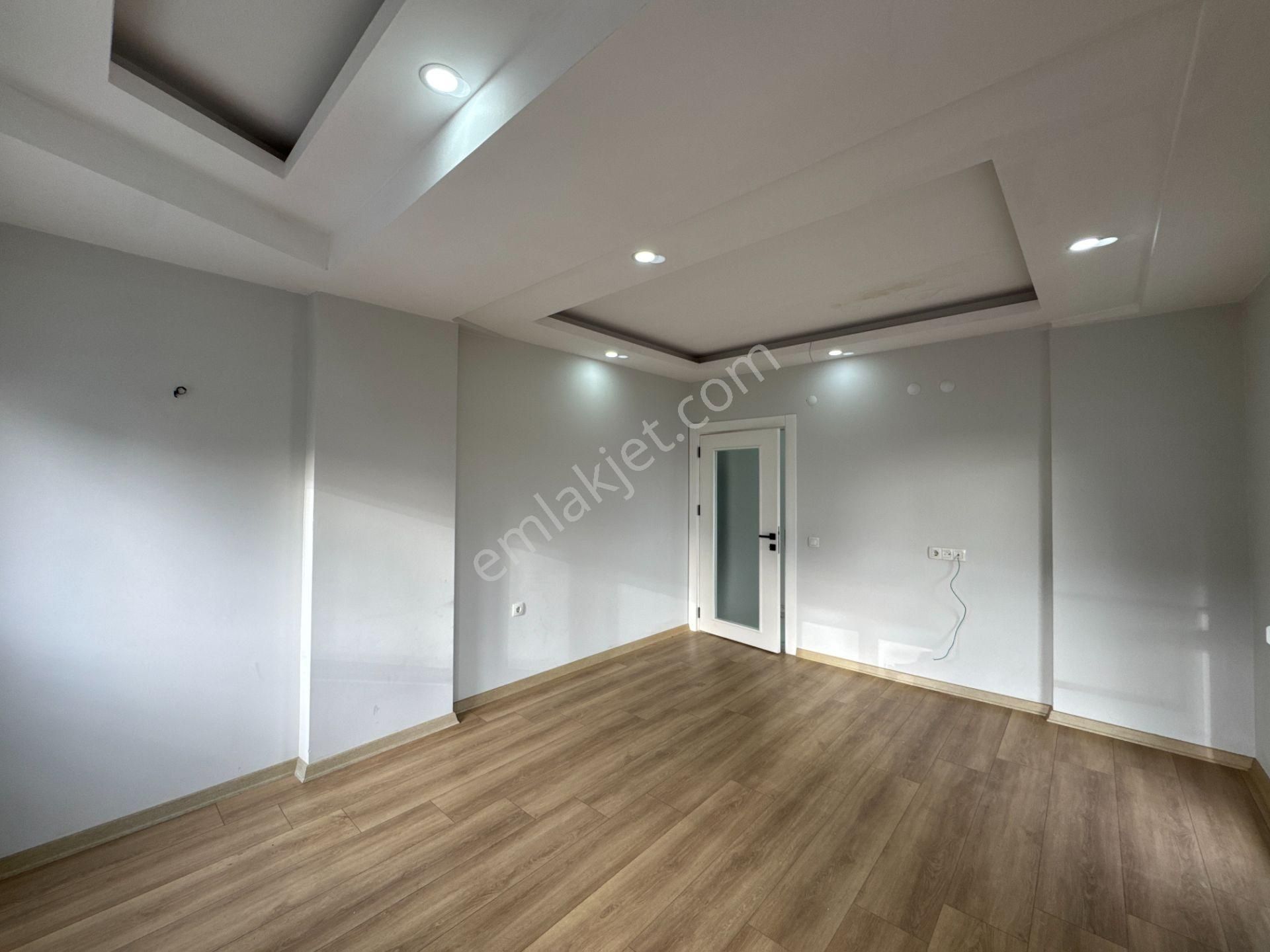 Mevlana Cadde Arkasında Çift Banyolu Sıfır 4+1 Fırsat Daire - Görsel 15