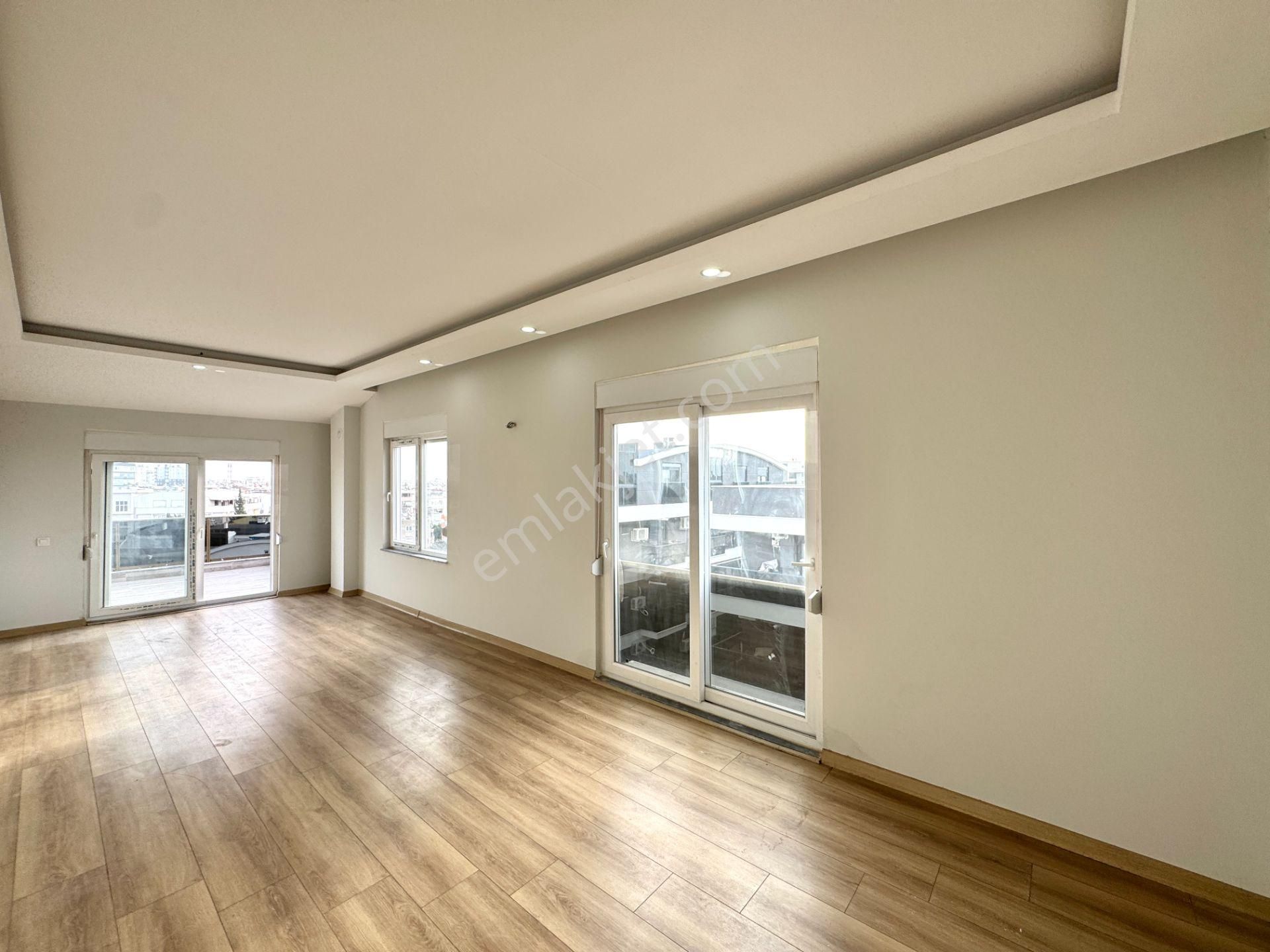 Mevlana Cadde Arkasında Çift Banyolu Sıfır 4+1 Fırsat Daire - Görsel 3