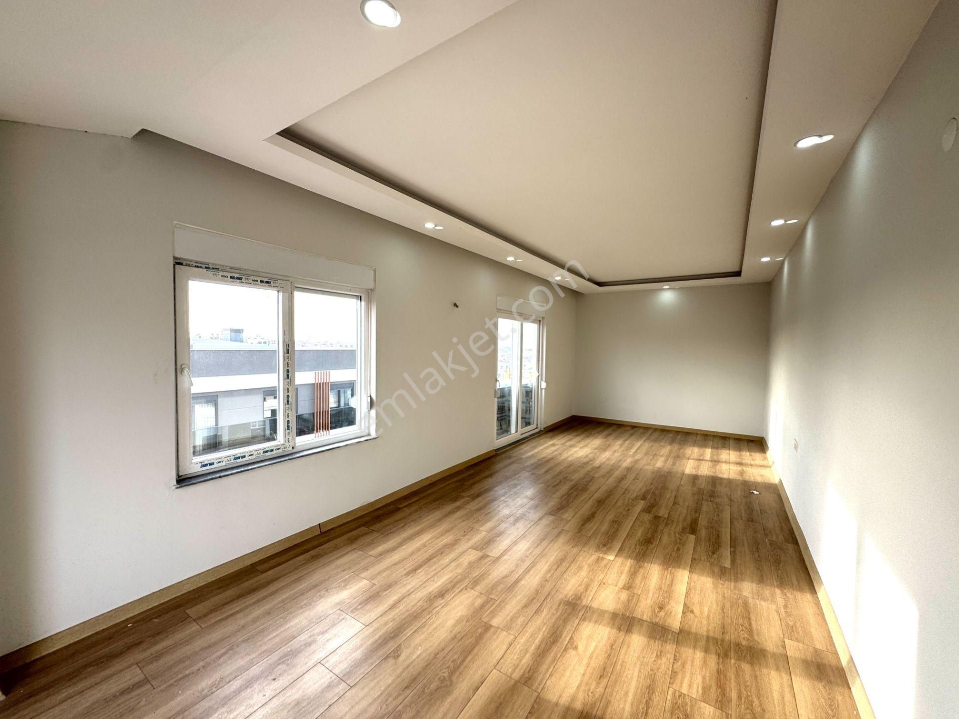 Mevlana Cadde Arkasında Çift Banyolu Sıfır 4+1 Fırsat Daire - Görsel 4