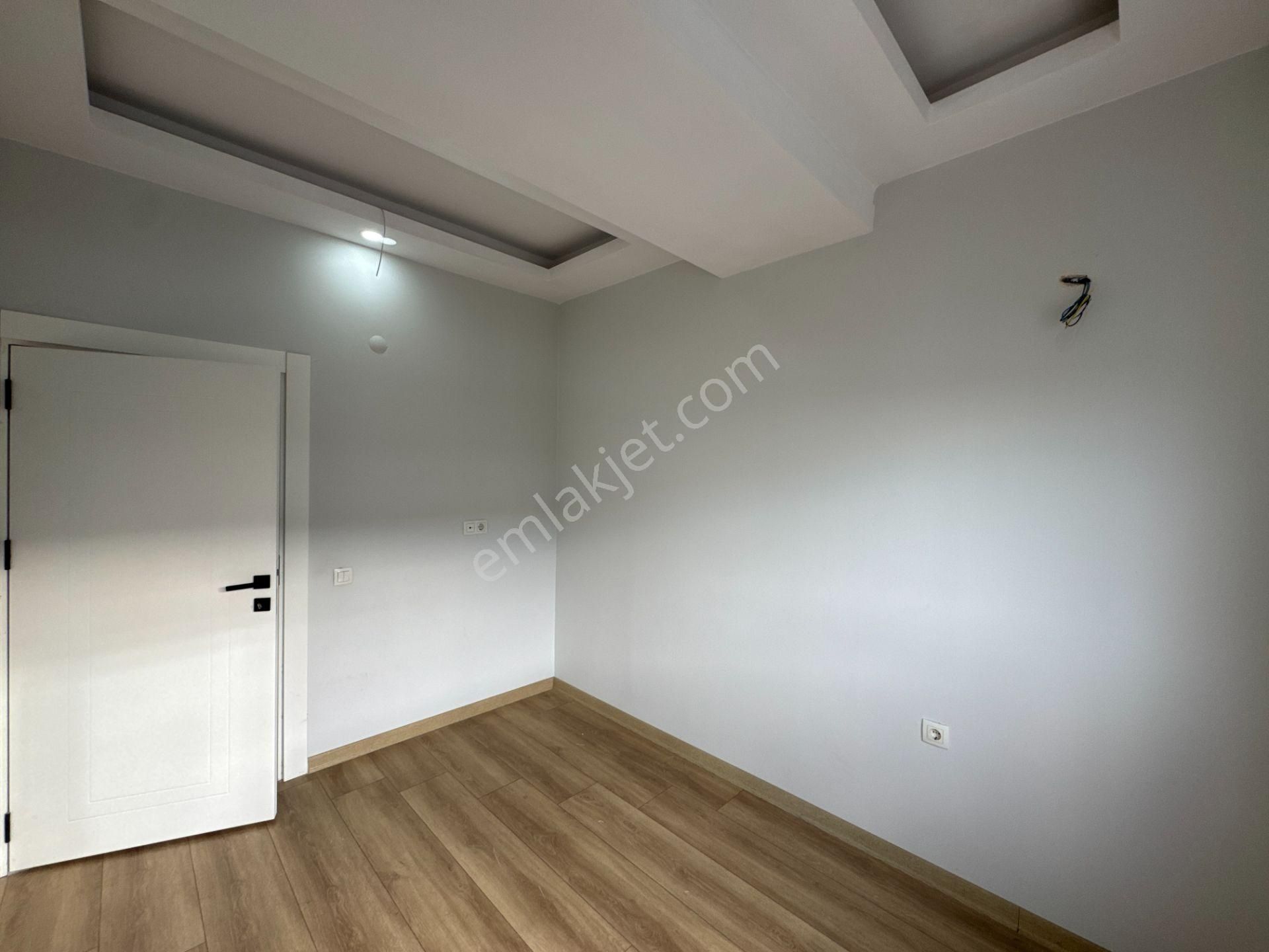 Mevlana Cadde Arkasında Çift Banyolu Sıfır 4+1 Fırsat Daire - Görsel 22