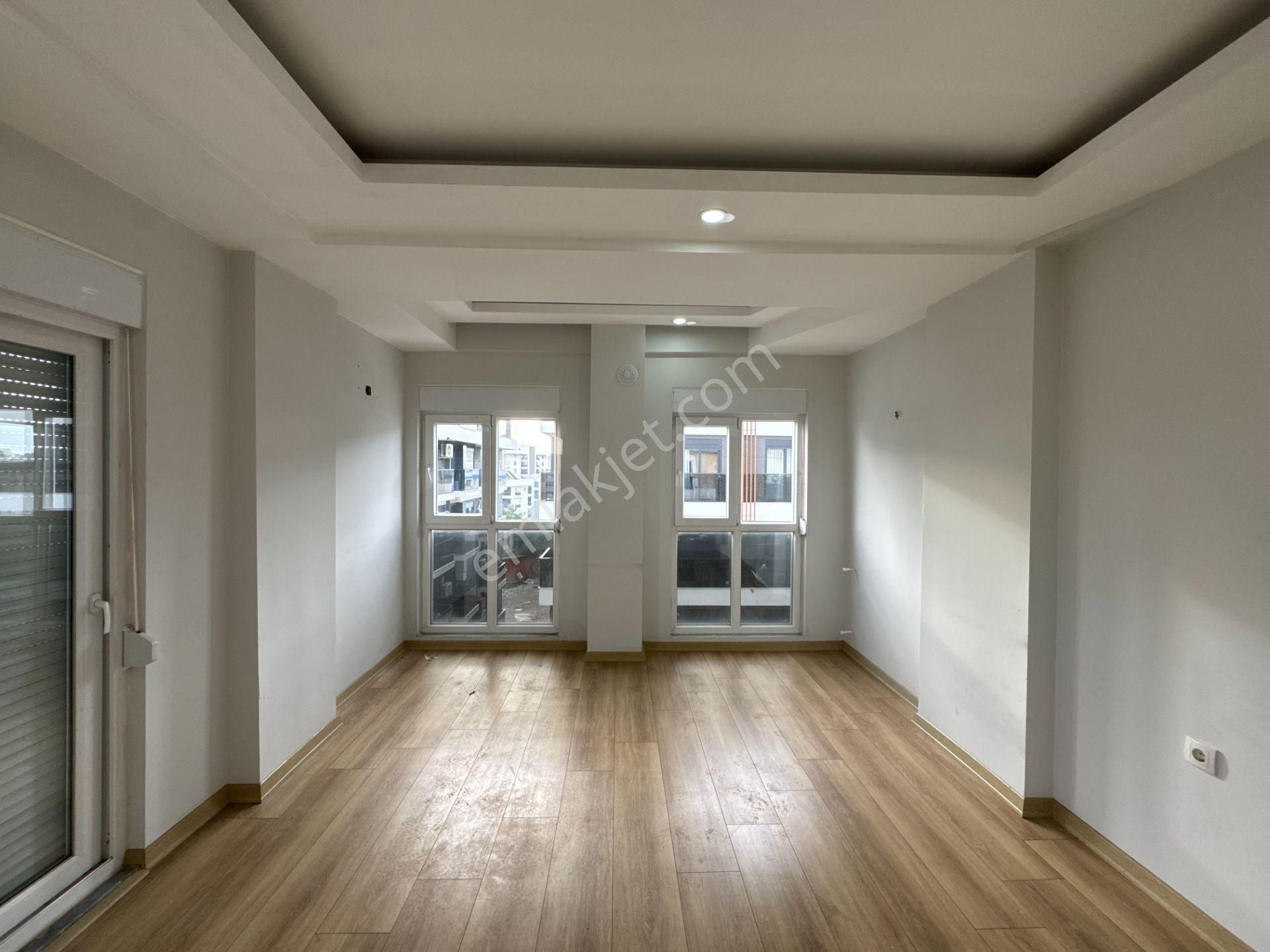 Mevlana Cadde Arkasında Çift Banyolu Sıfır 4+1 Fırsat Daire - Görsel 12