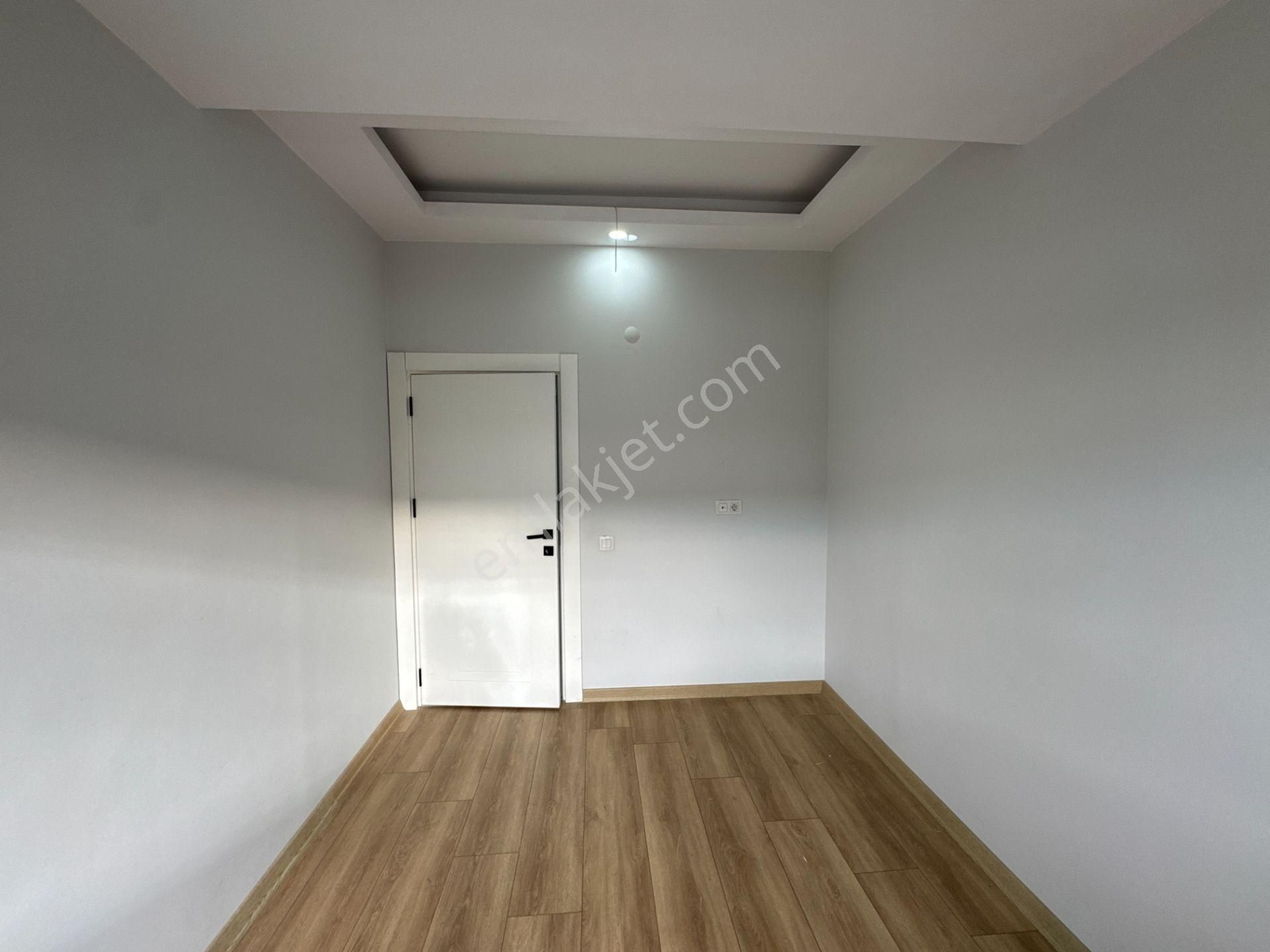 Mevlana Cadde Arkasında Çift Banyolu Sıfır 4+1 Fırsat Daire - Görsel 23