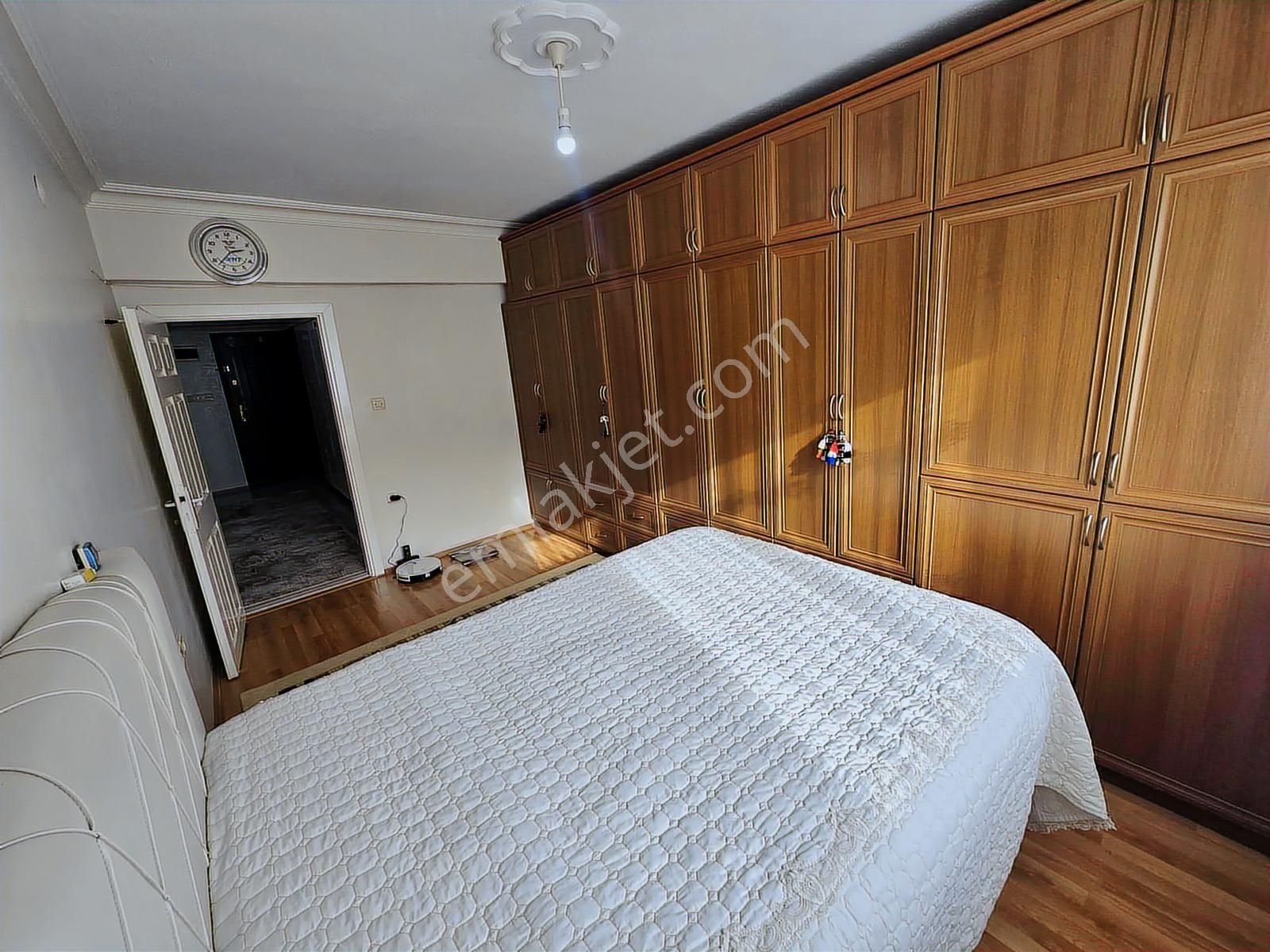 Topçu'da Merkezi Konum Geniş Ful Yapılı Arakat Satılık 3+1 Daire - Görsel 17