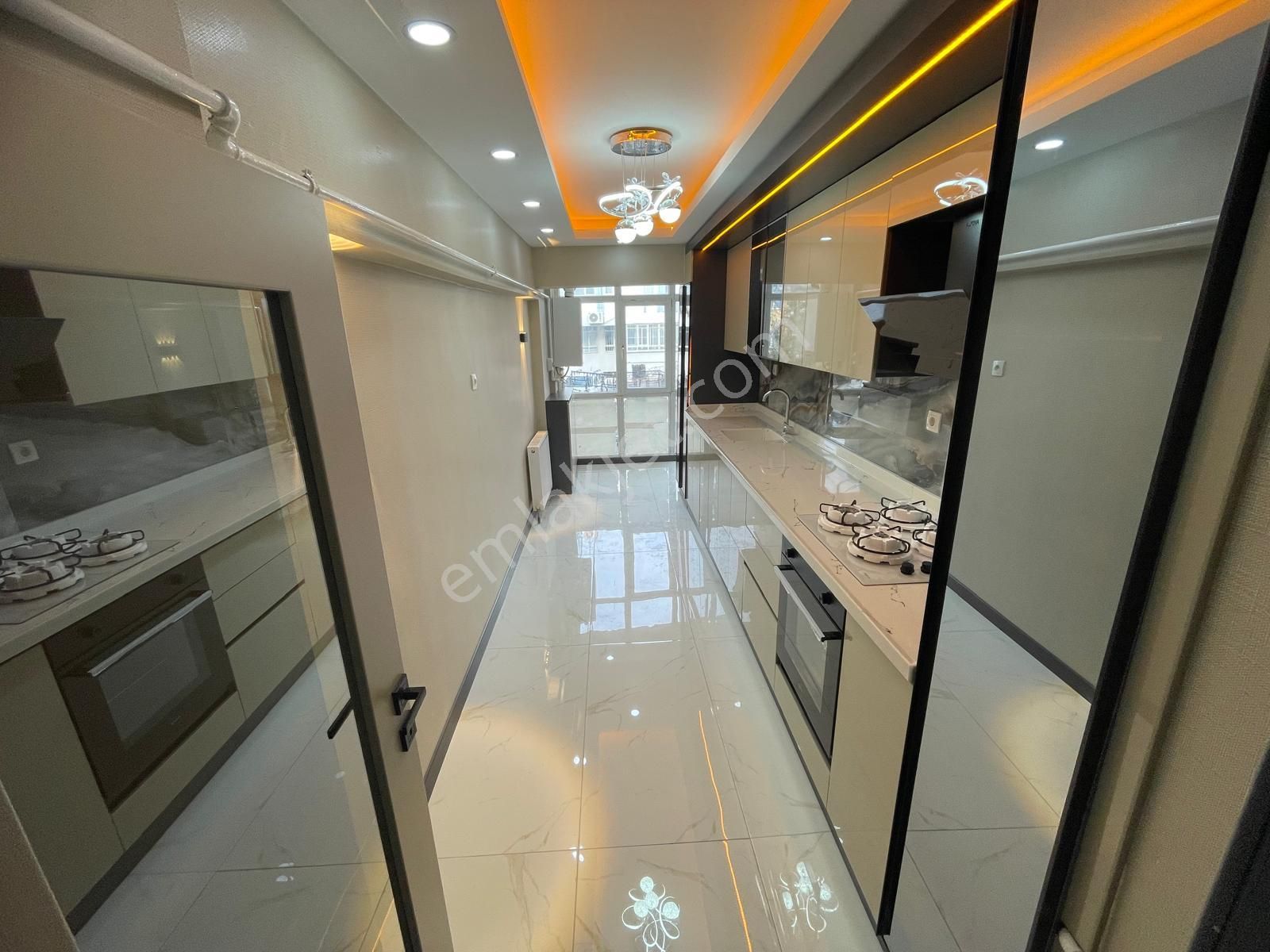 Sincan Akşemsettin Mah.'de Satılık 3+1 Full Yapılı Daire (altında Daire Varrrrrrrrr)