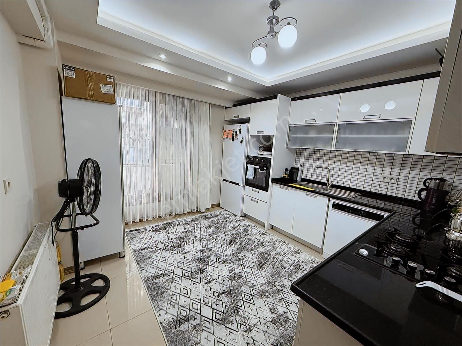 Özmert Ten 100 M2 2+1 Genç Tadilat İstenmeyen Satılık Daire - Görsel 17