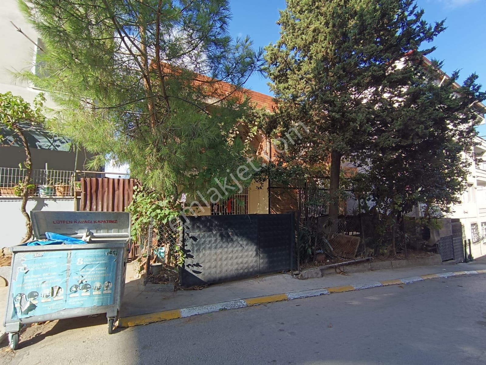 Esenyalı Fatih Mahallesinde Satılık 240m2 Arsa İçinde Müstakil 3 Kat Ev - Görsel 30