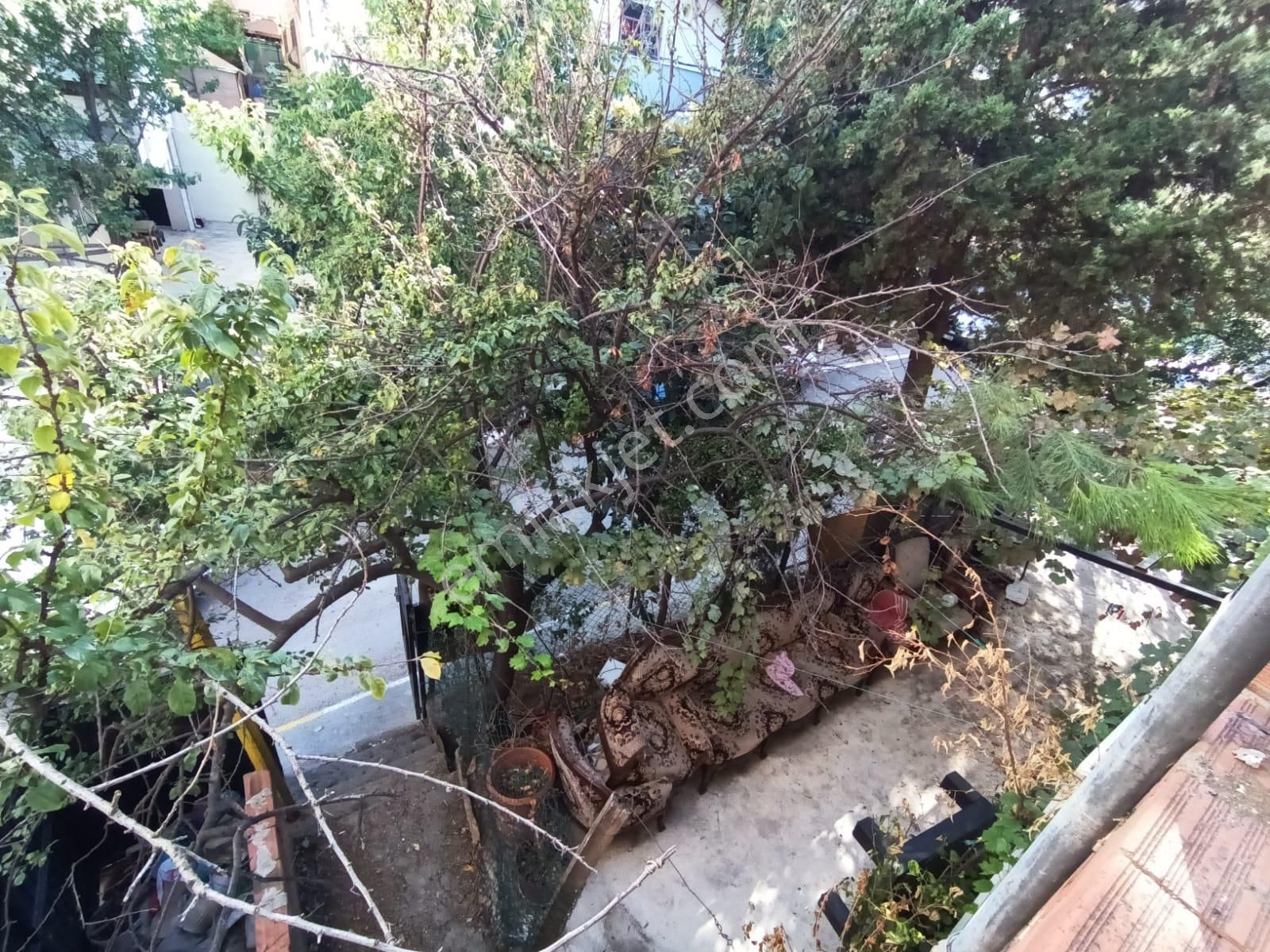 Esenyalı Fatih Mahallesinde Satılık 240m2 Arsa İçinde Müstakil 3 Kat Ev - Görsel 26