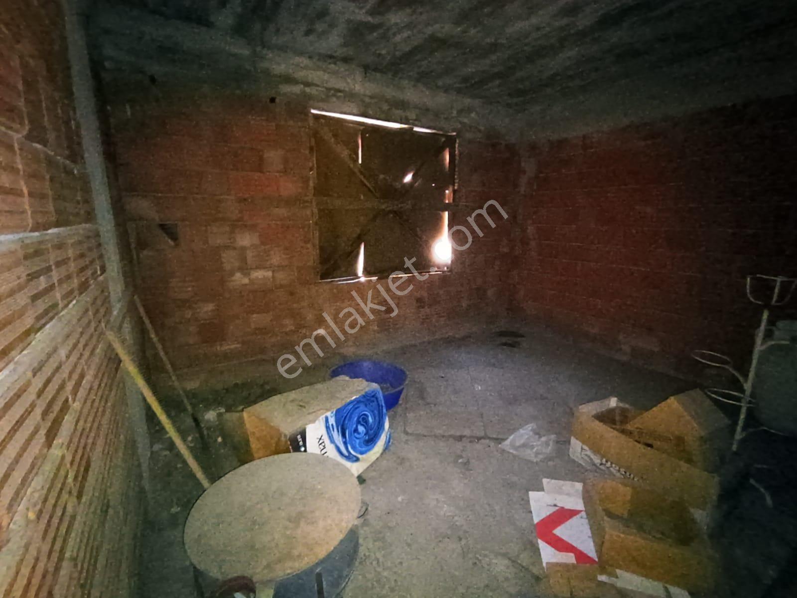 Esenyalı Fatih Mahallesinde Satılık 240m2 Arsa İçinde Müstakil 3 Kat Ev - Görsel 17