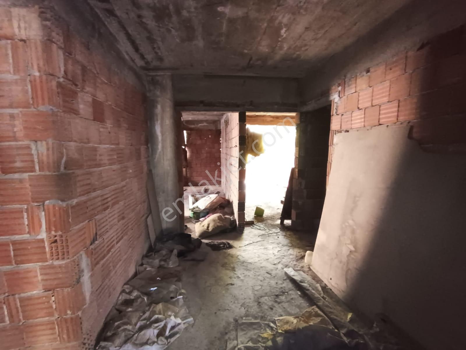 Esenyalı Fatih Mahallesinde Satılık 240m2 Arsa İçinde Müstakil 3 Kat Ev - Görsel 21