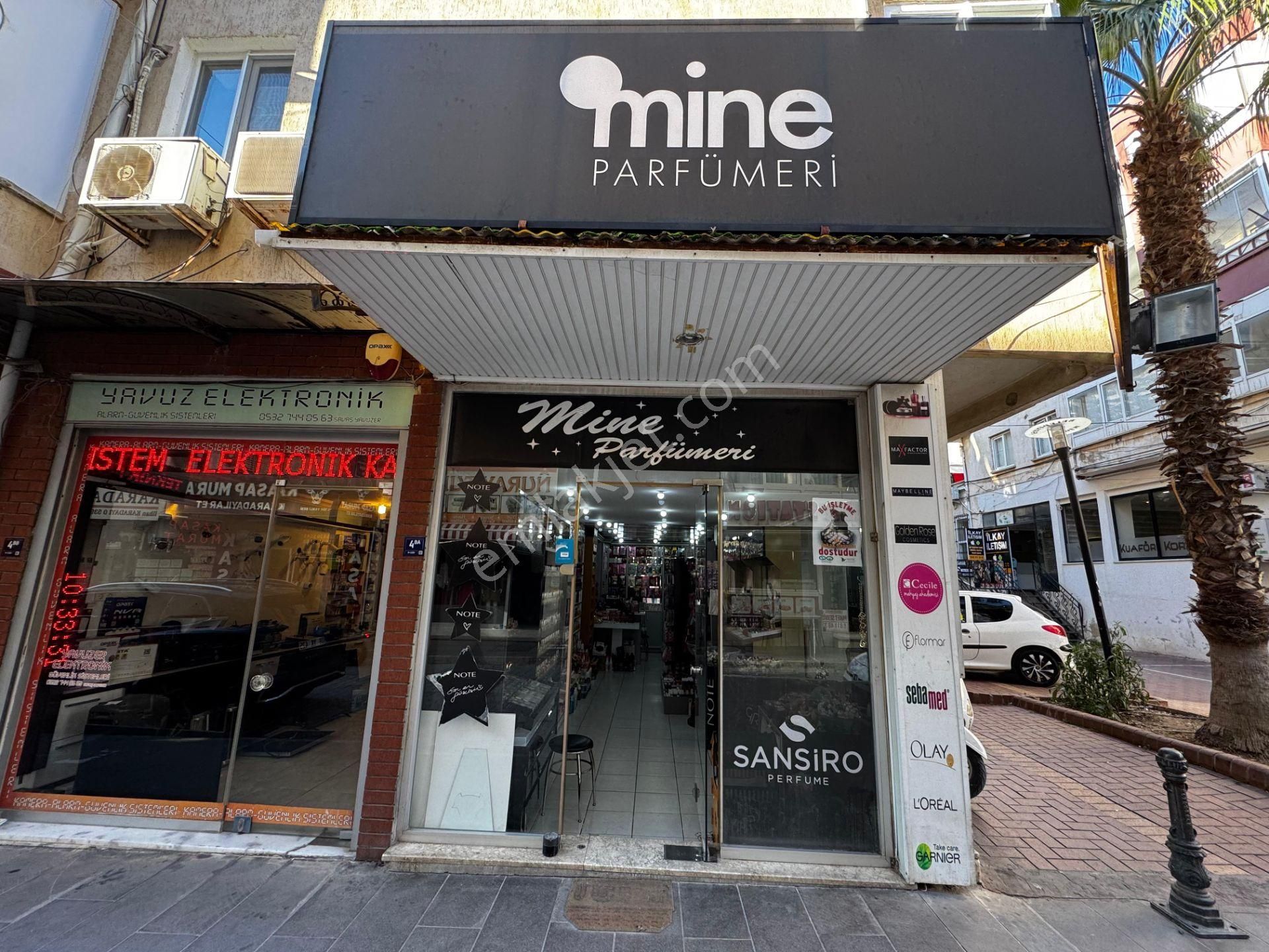 Devren Kiralık Hazır Müşterili Kozmetik Ve Parfümeri Dükkanı - Görsel 5