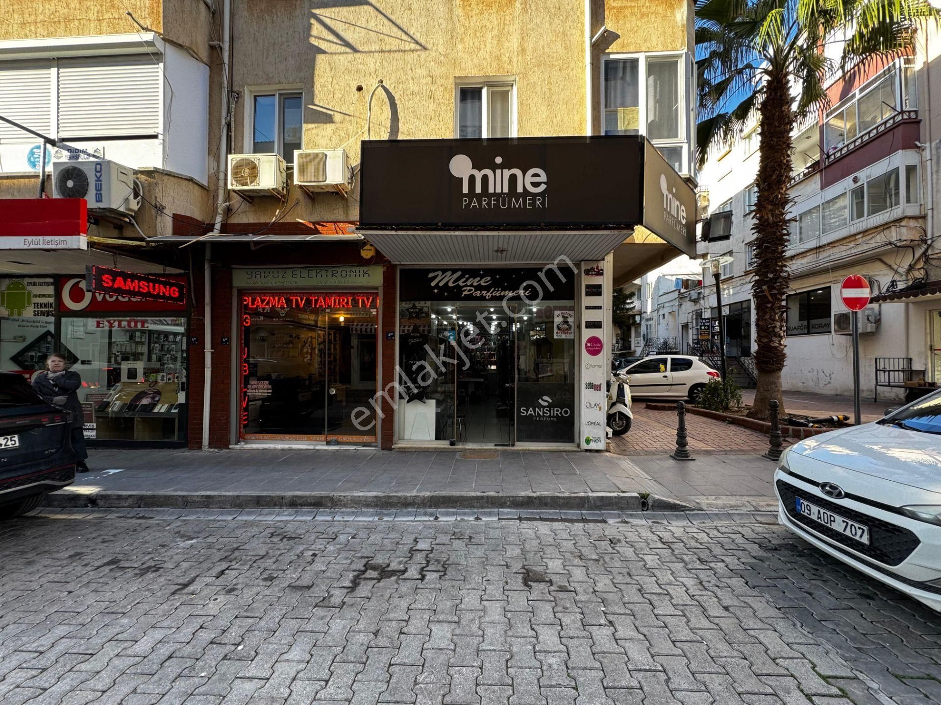 Devren Kiralık Hazır Müşterili Kozmetik Ve Parfümeri Dükkanı - Görsel 6