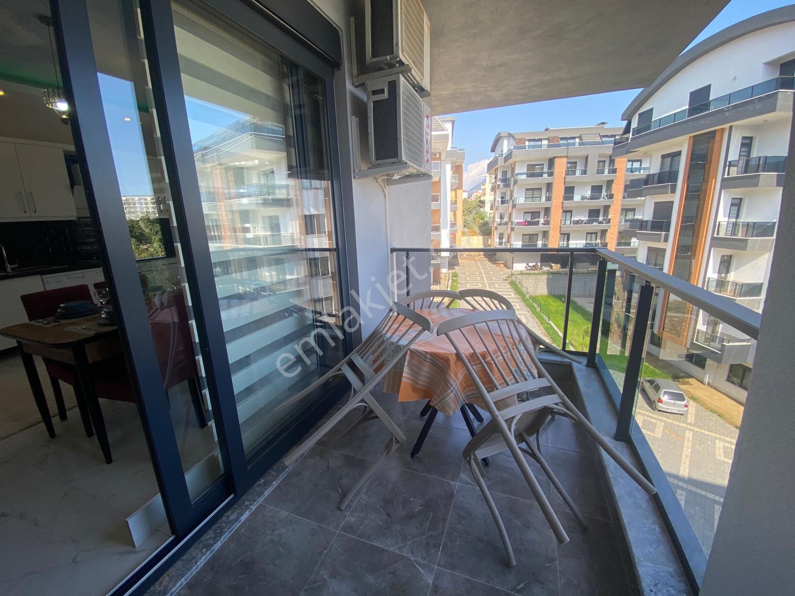 Alanya Oba'da Satılık 1+1 Eşyalı Lüx Site İçinde Daire - Görsel 7