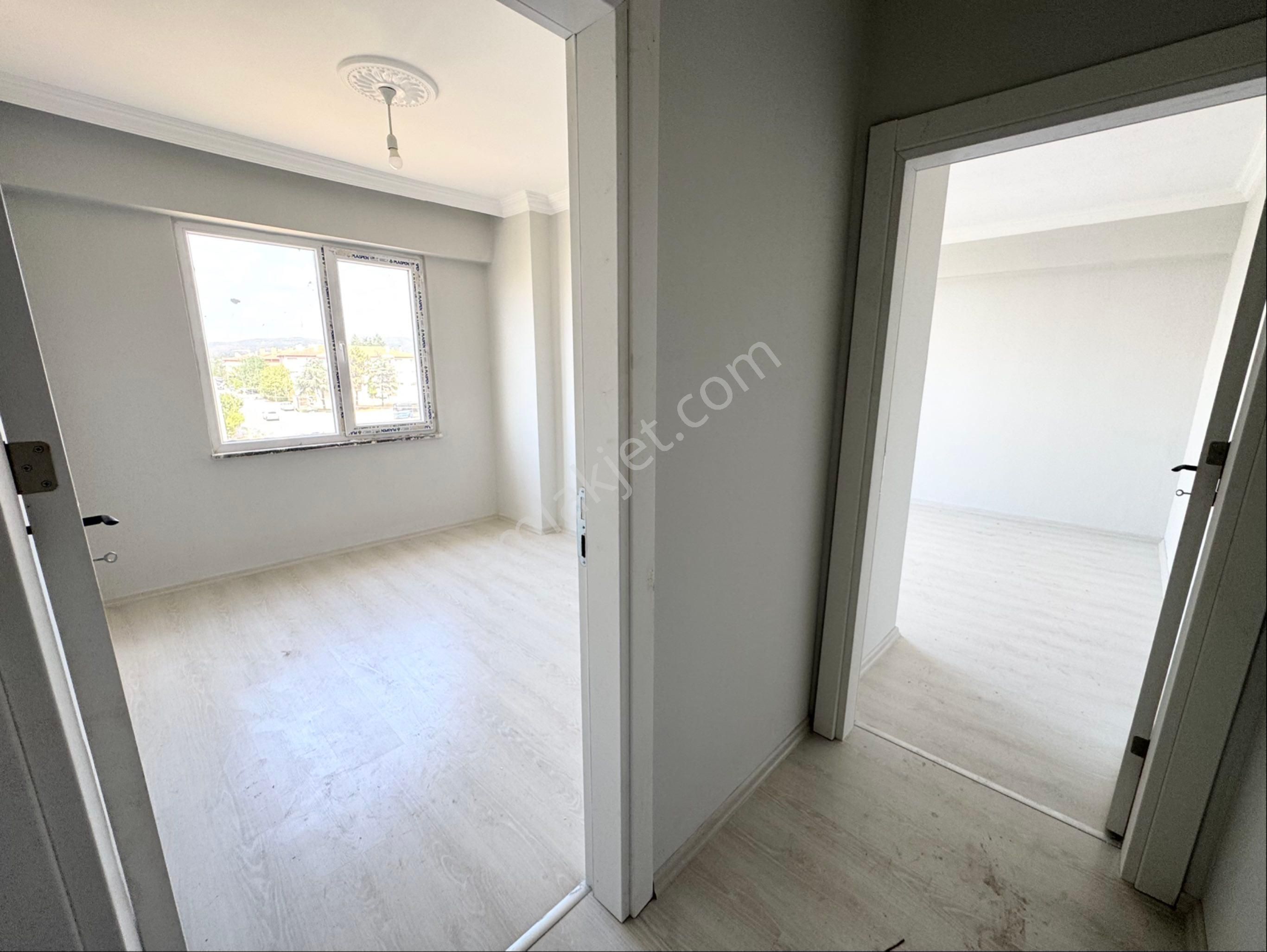 Emlak Evim'den Çiftlik Mah'de Satılık 3+1 Daire - Görsel 14