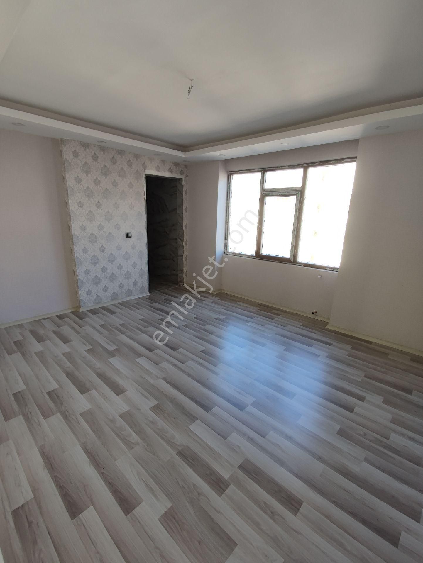 Atakent Mahallesi'nde Acil Satılık 4+4 Dublex Daire - Görsel 7