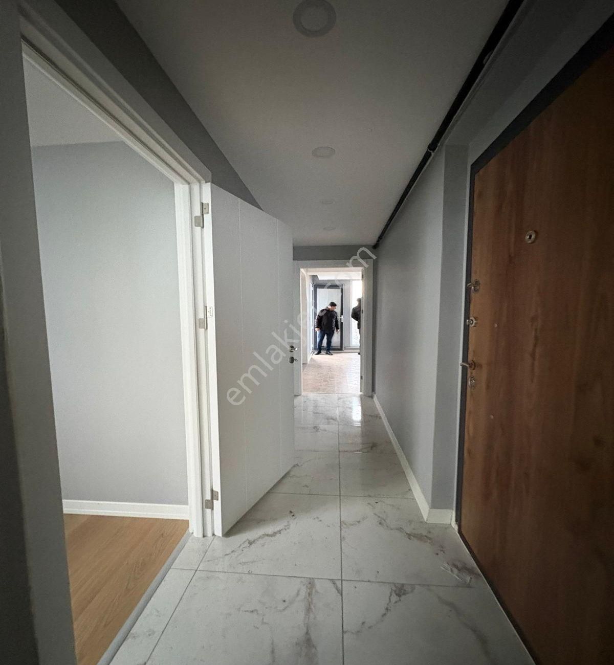 Avcılar Ambarlı Mahallesinde Şık Tasarımlı 2+1 Daire - Görsel 13