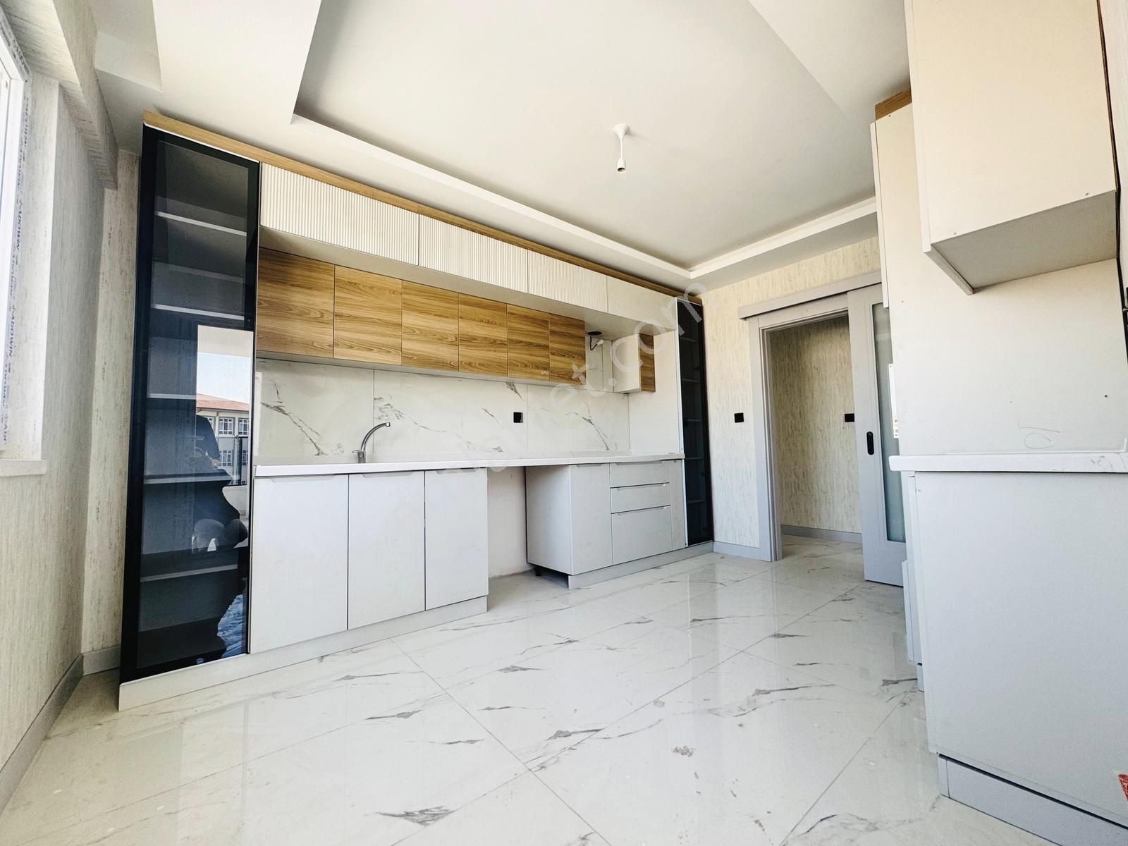 Şentürk Gayrimenkul'den Beşikkaya 3+1 Cadde Üzeri *** - Görsel 10