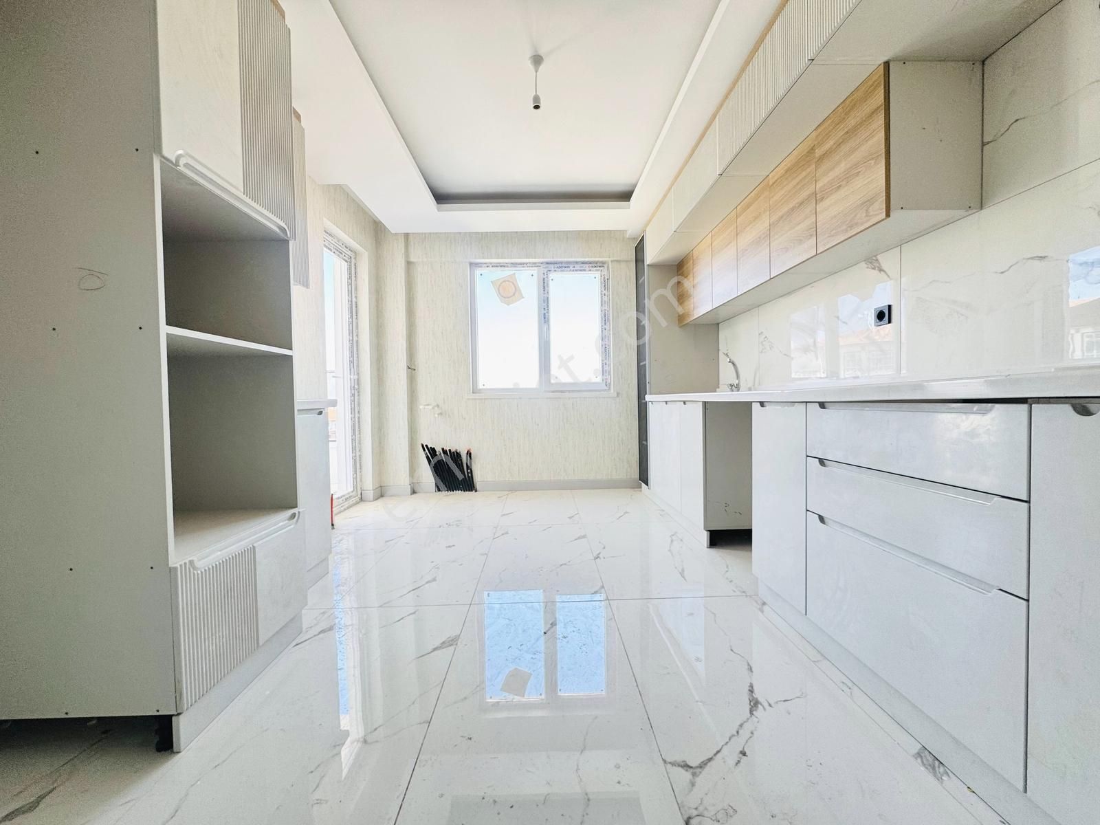 Şentürk Gayrimenkul'den Beşikkaya 3+1 Cadde Üzeri *** - Görsel 16