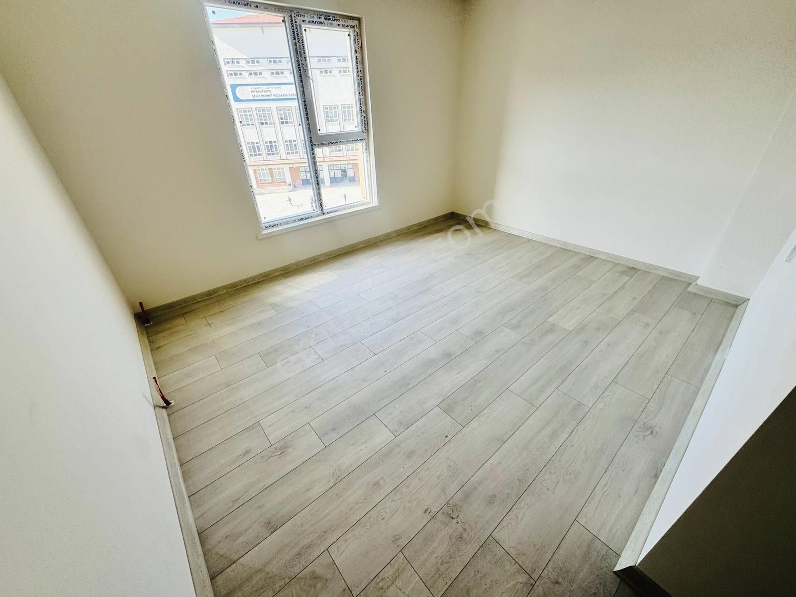 Şentürk Gayrimenkul'den Beşikkaya 3+1 Cadde Üzeri *** - Görsel 8