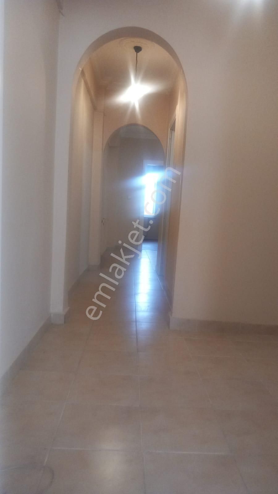 Şişli Harbiyede Kiralık Geniş Kiralık 2+1 Daire - Görsel 3
