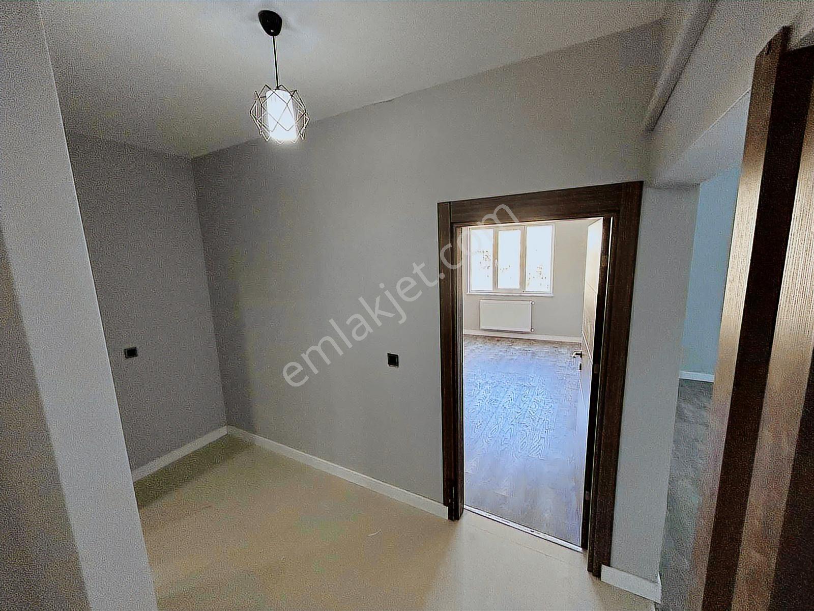 İlkadım-derebahçe'de Lüx-masrafsız-emsalsiz Kiralık 1+1 Daire - Görsel 24