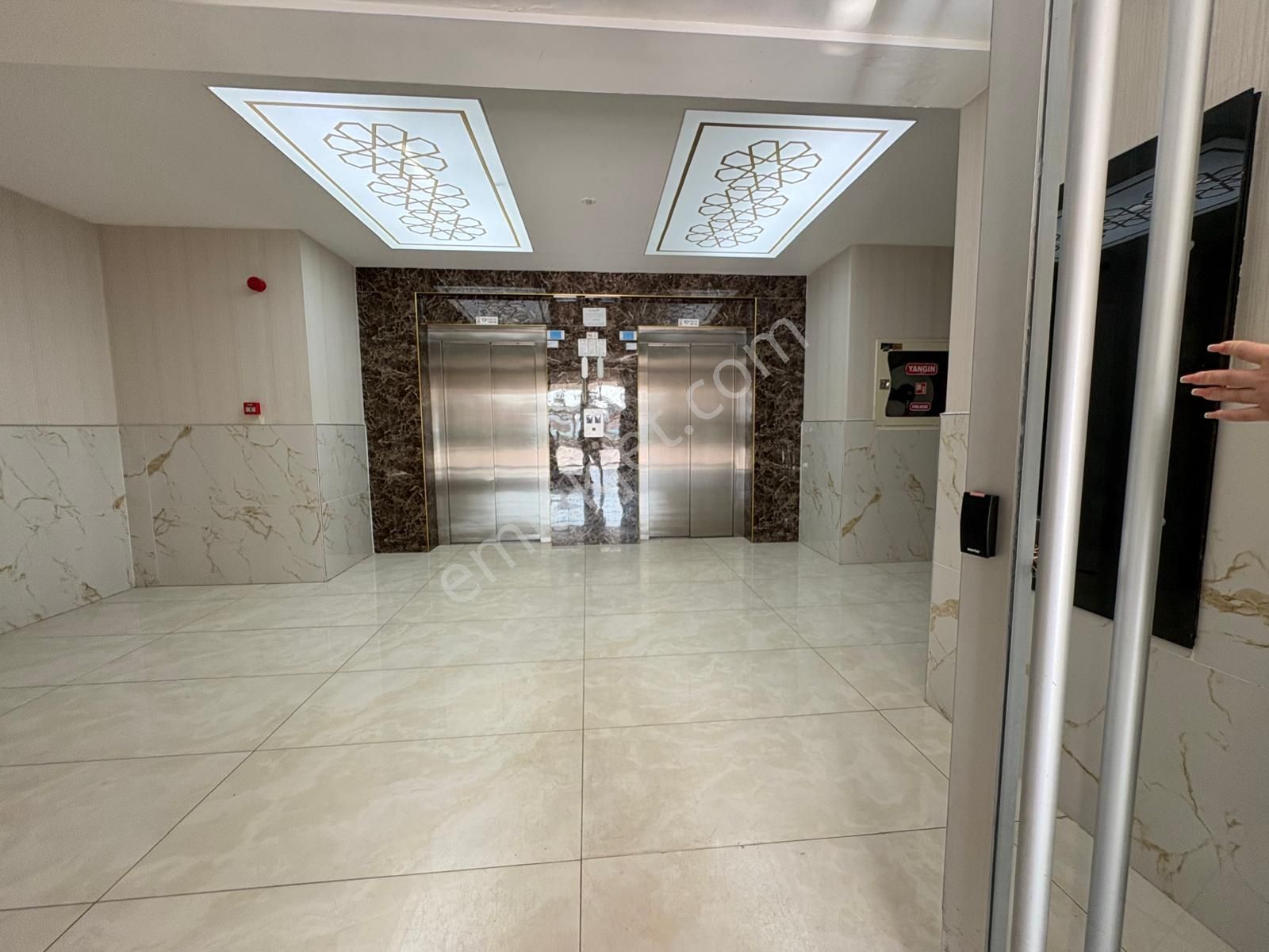 Relax'tan Fırsat 4+1 210 M2 Site İçerisinde Dairemiz Şuan Boştur - Görsel 29