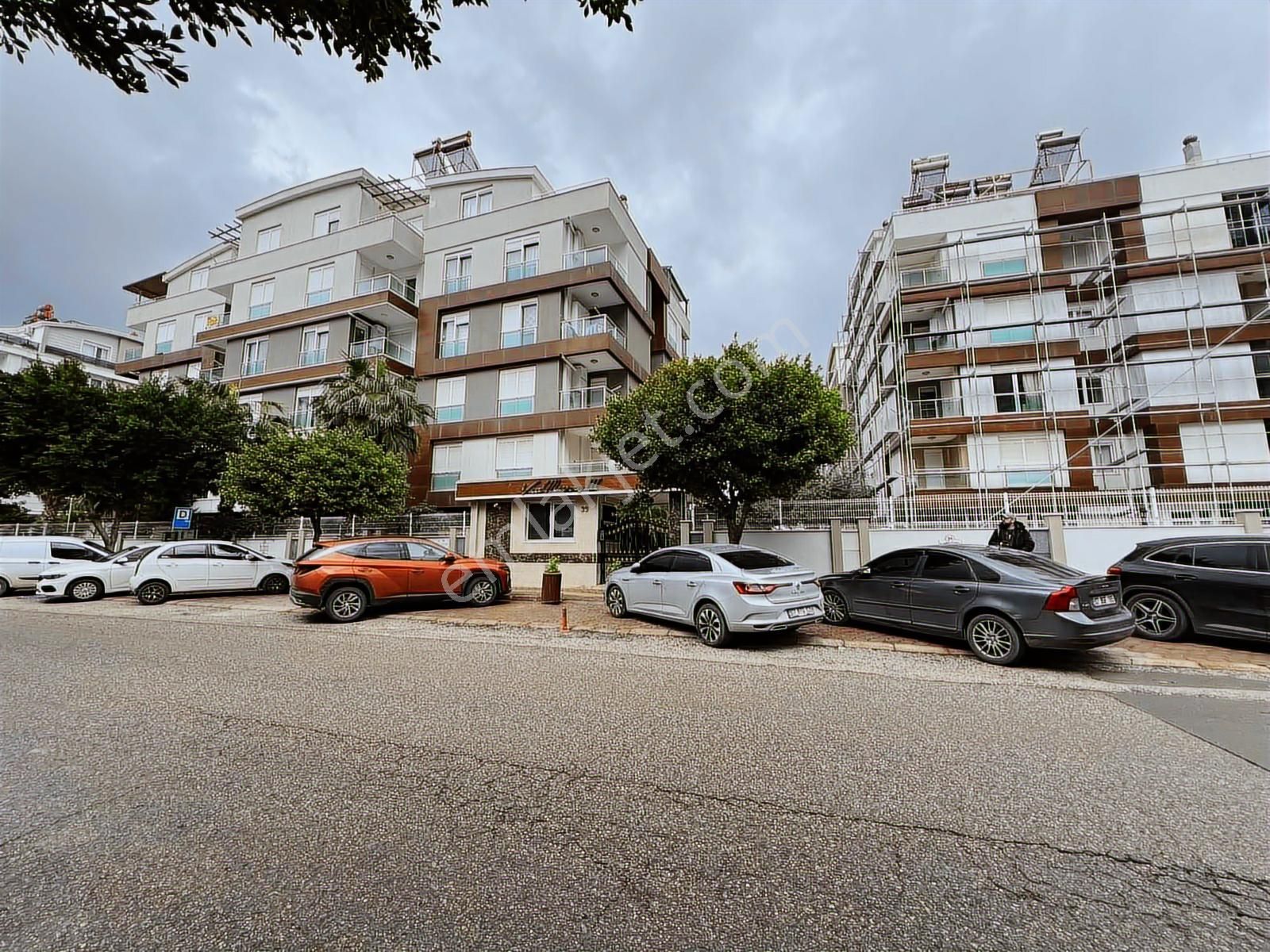 Hurma'da Satılık 3+1 D.gazlı Havuzlu Çatı Dubleks