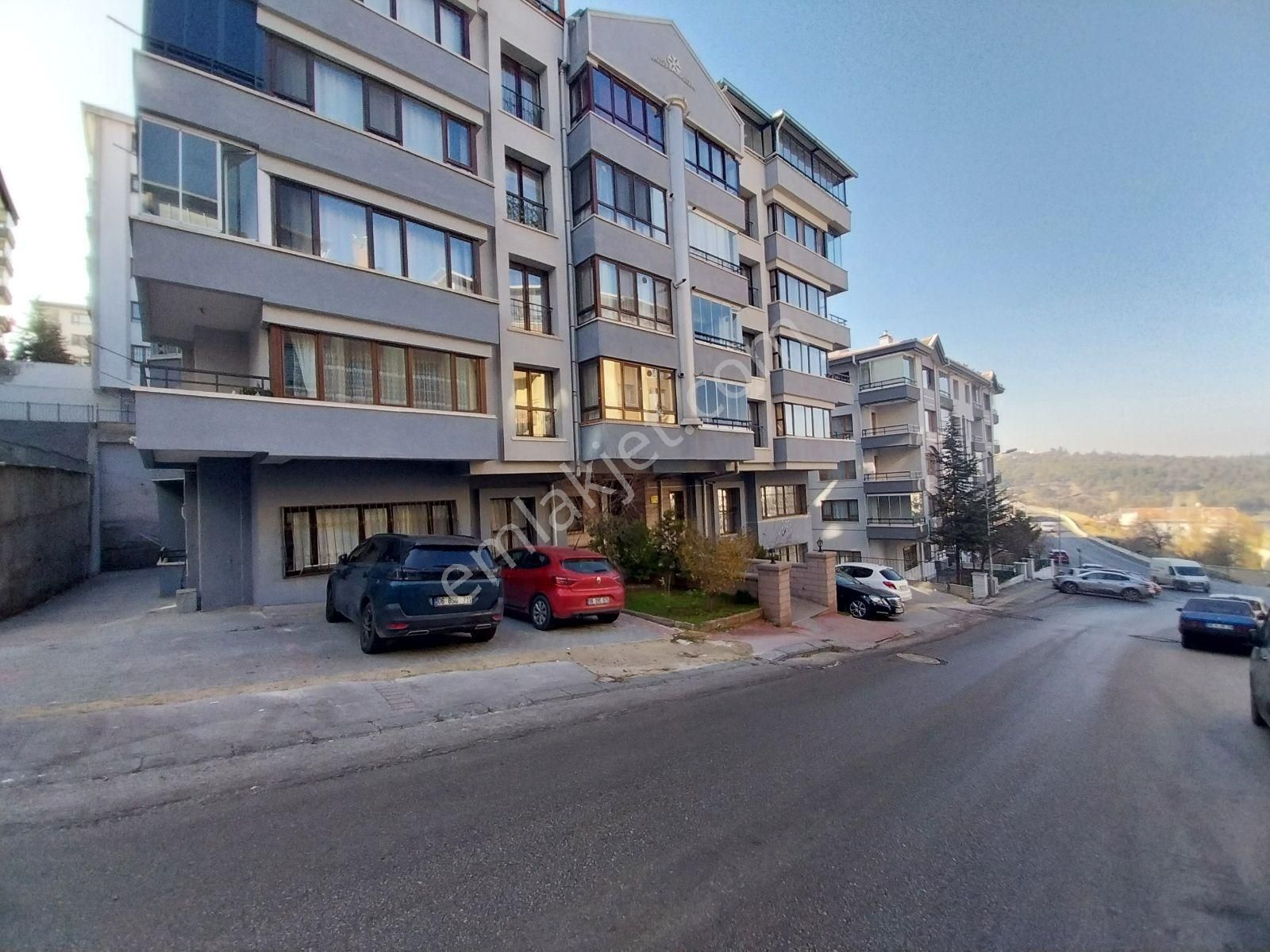 Emaks'tan /gökkuşağın'da /geniş Ferrah/ 3+1 Kiralık / Daire - Görsel 6