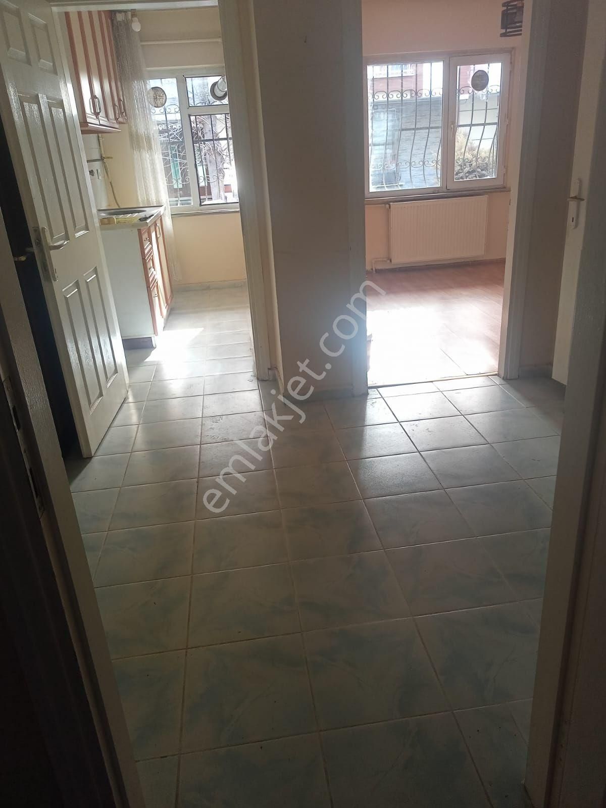 Arı Emlak'tan Kiralık 90 M2 2 T1 - Görsel 5