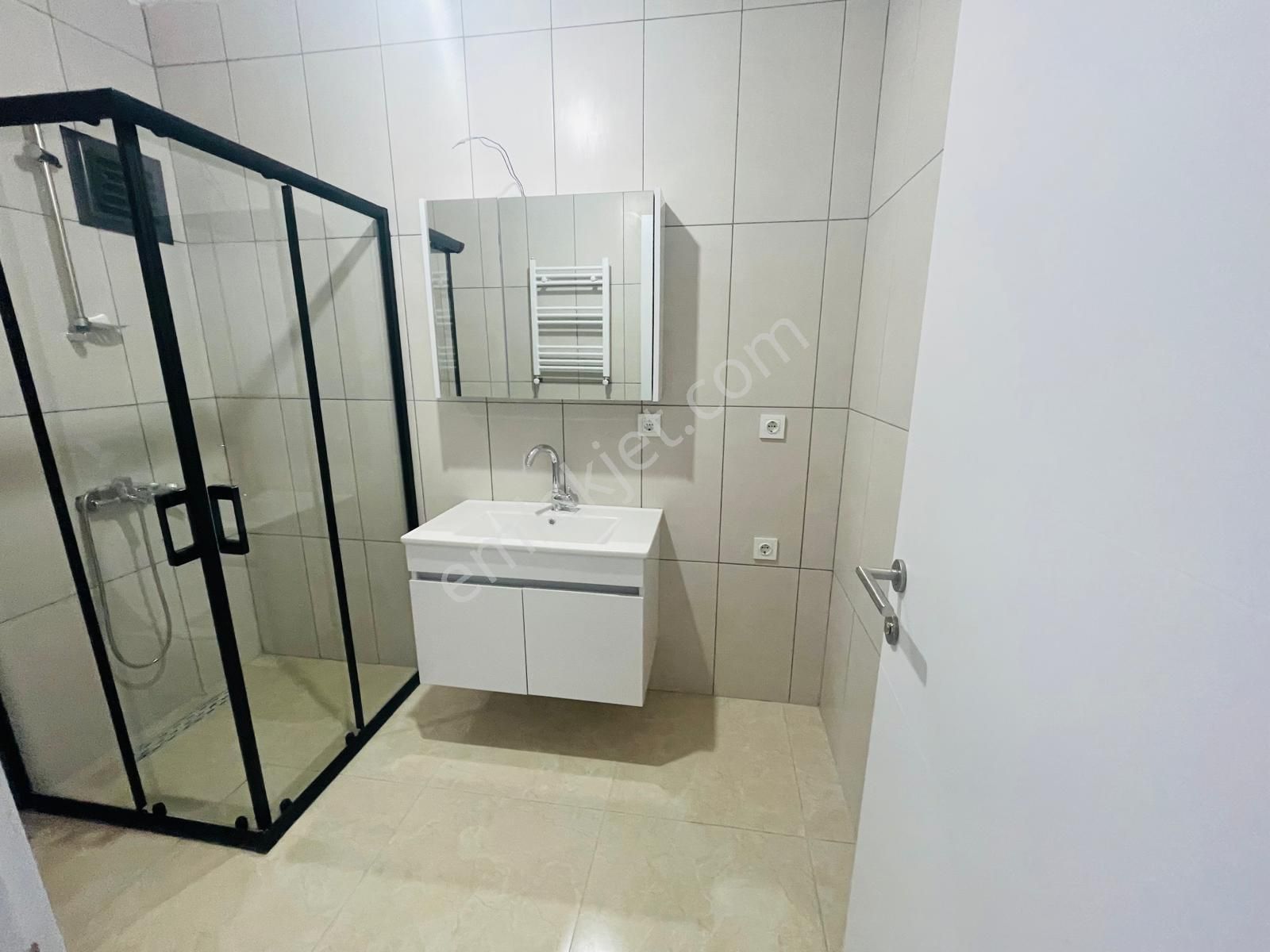 Ankara Caddesi Yeni Sitede 2+1 Ebeveyn Banyolu Kiralık Daire - Görsel 21