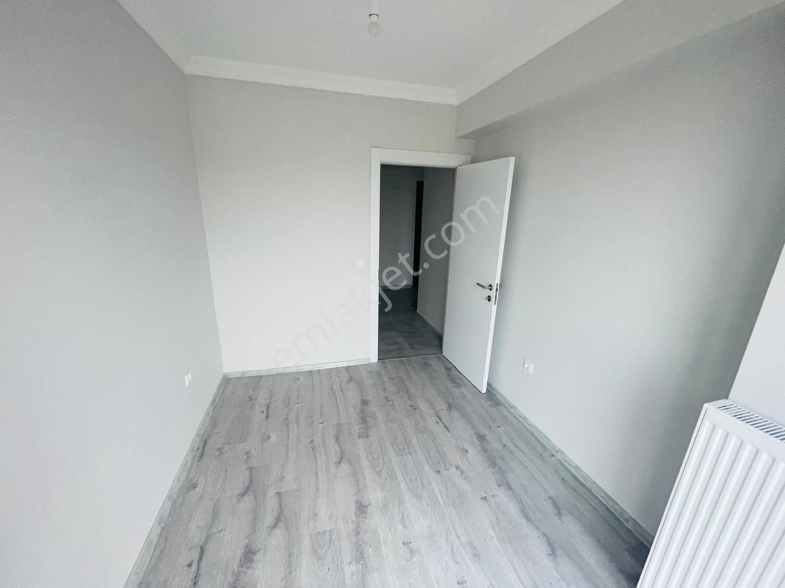 Ankara Caddesi Yeni Sitede 2+1 Ebeveyn Banyolu Kiralık Daire - Görsel 17