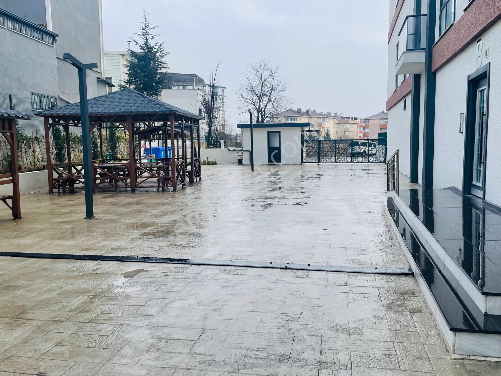 Ankara Caddesi Yeni Sitede 2+1 Ebeveyn Banyolu Kiralık Daire - Görsel 33