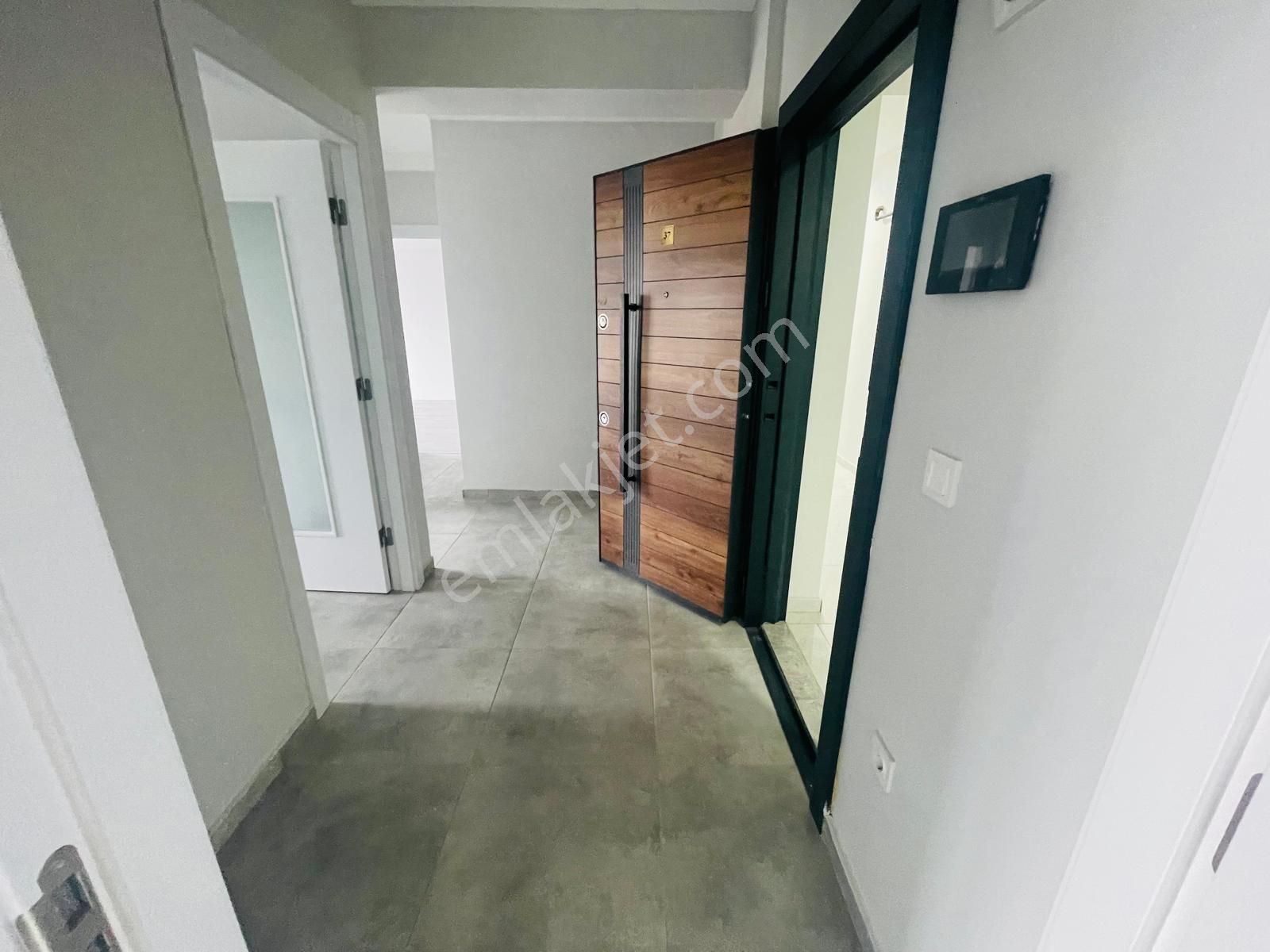 Ankara Caddesi Yeni Sitede 2+1 Ebeveyn Banyolu Kiralık Daire - Görsel 6