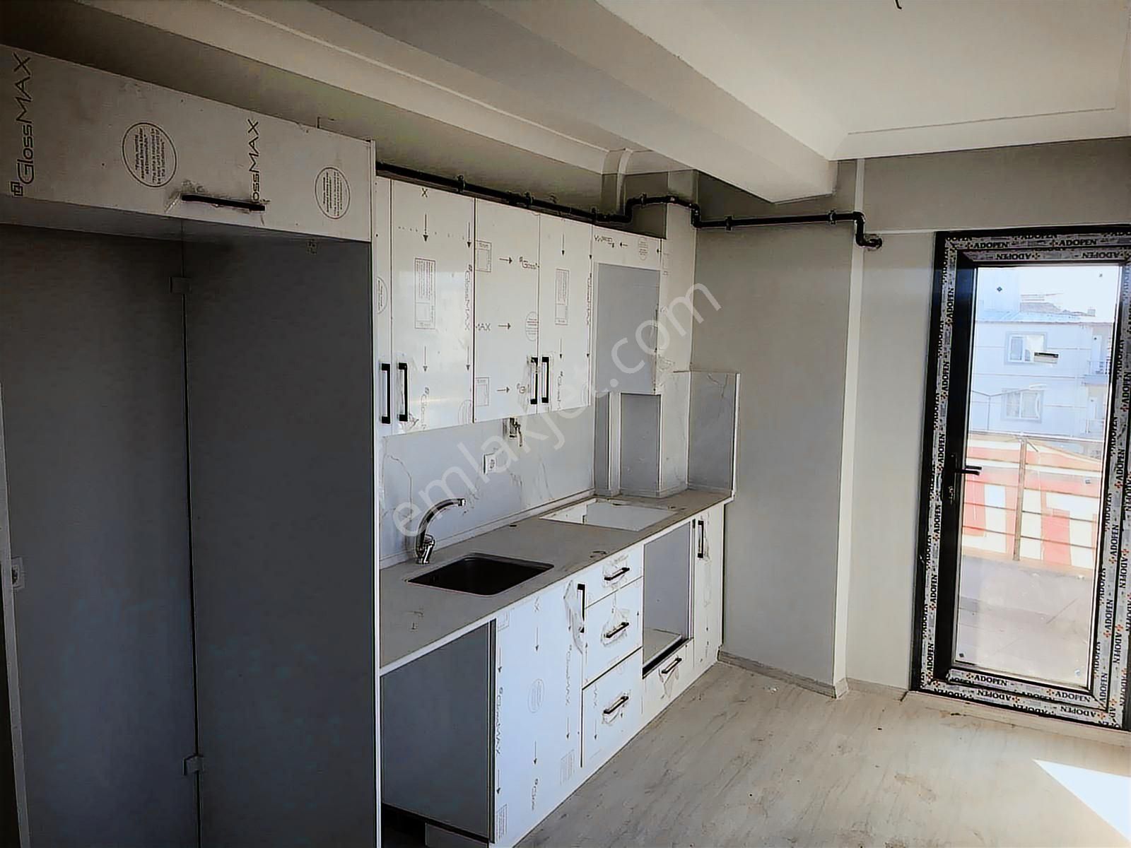 Efendi Mah. Köşe Cepheli 102 M² 2+1 Satılık Daire - Görsel 5