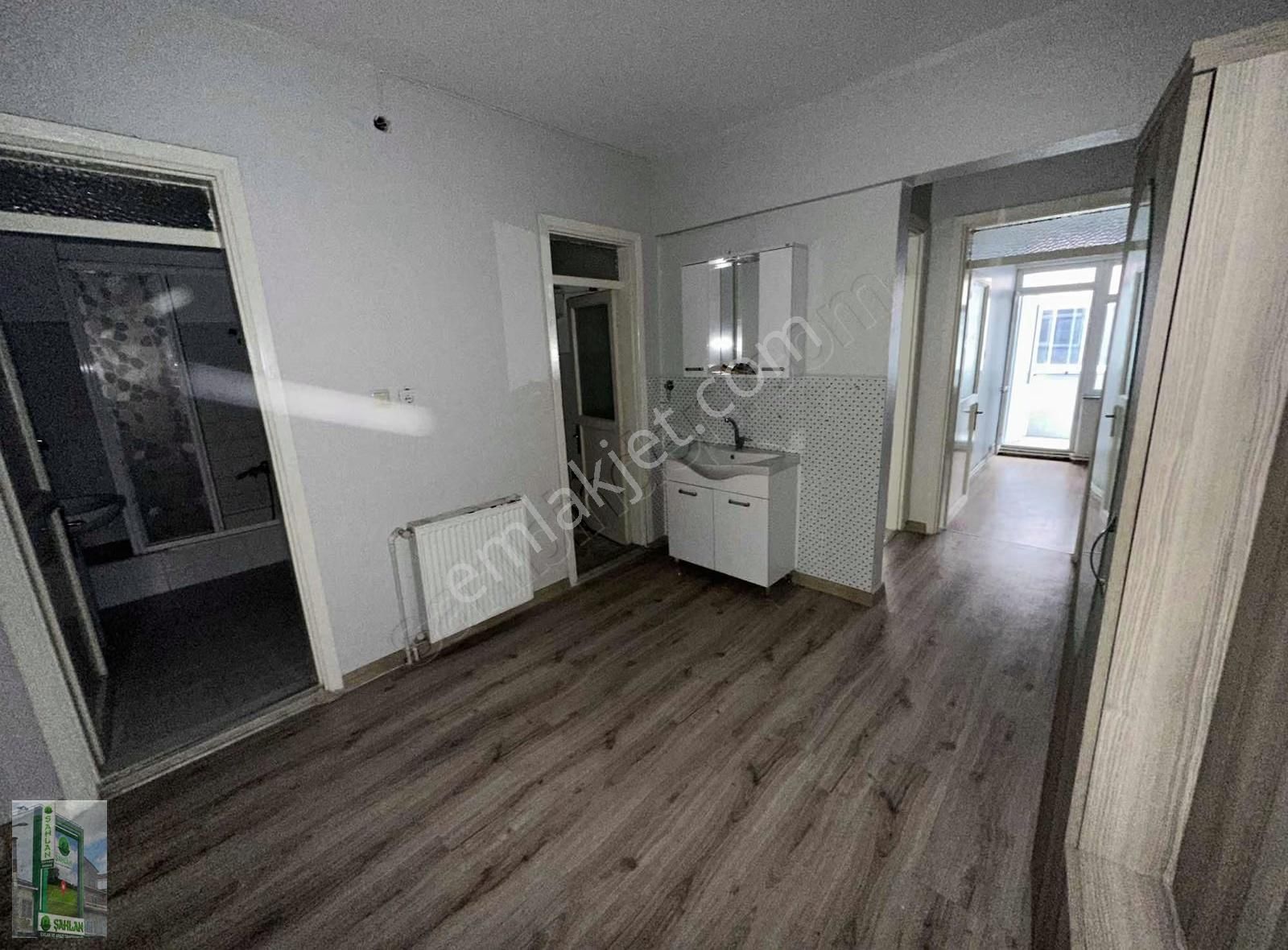 Şahlan Emlaktan Kiralık Arakat Daire - Görsel 11