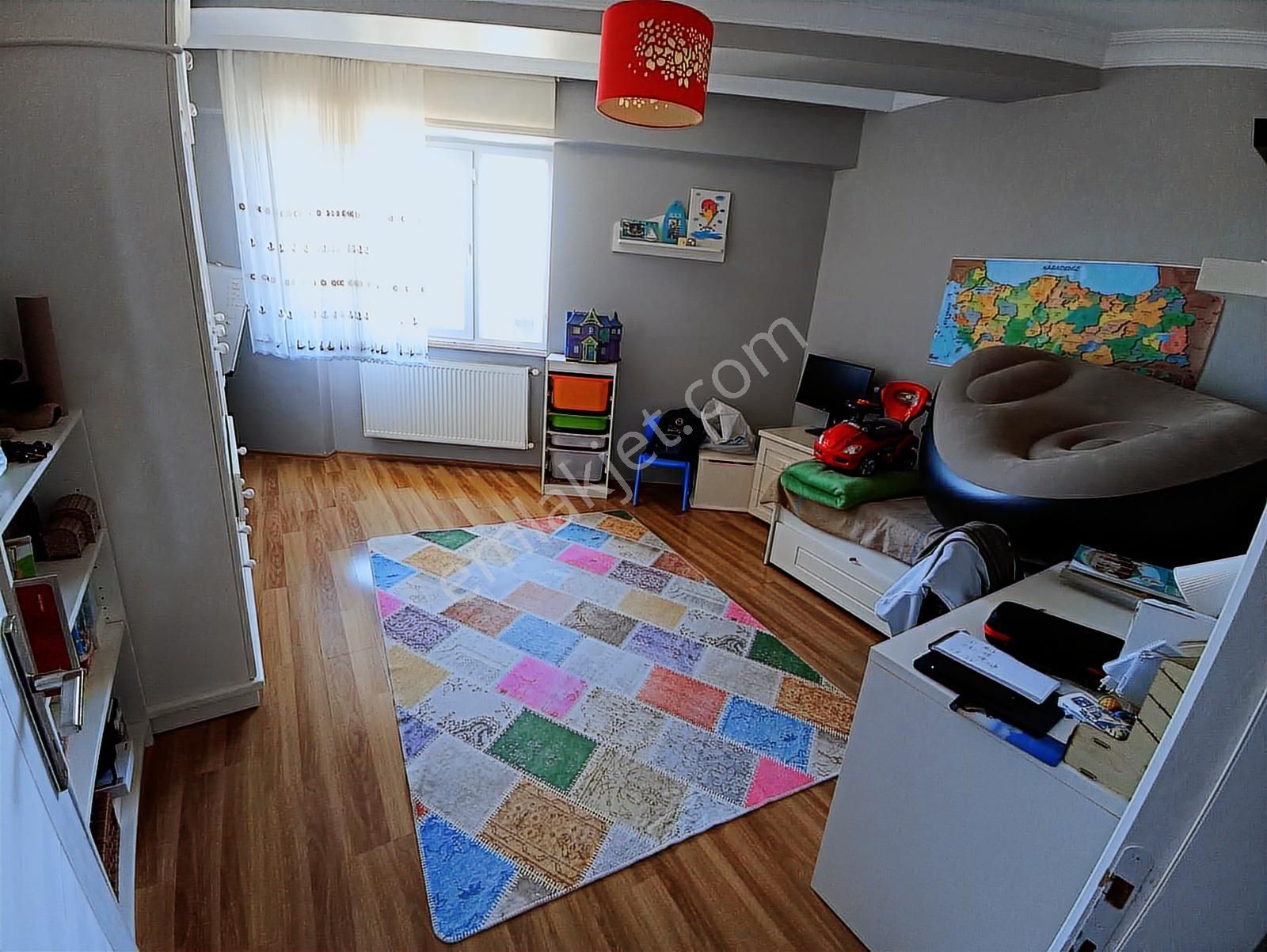 Şeref Emlak Satılık Lüks Kullanışlı Daire 6,200,000 Tl - Görsel 22