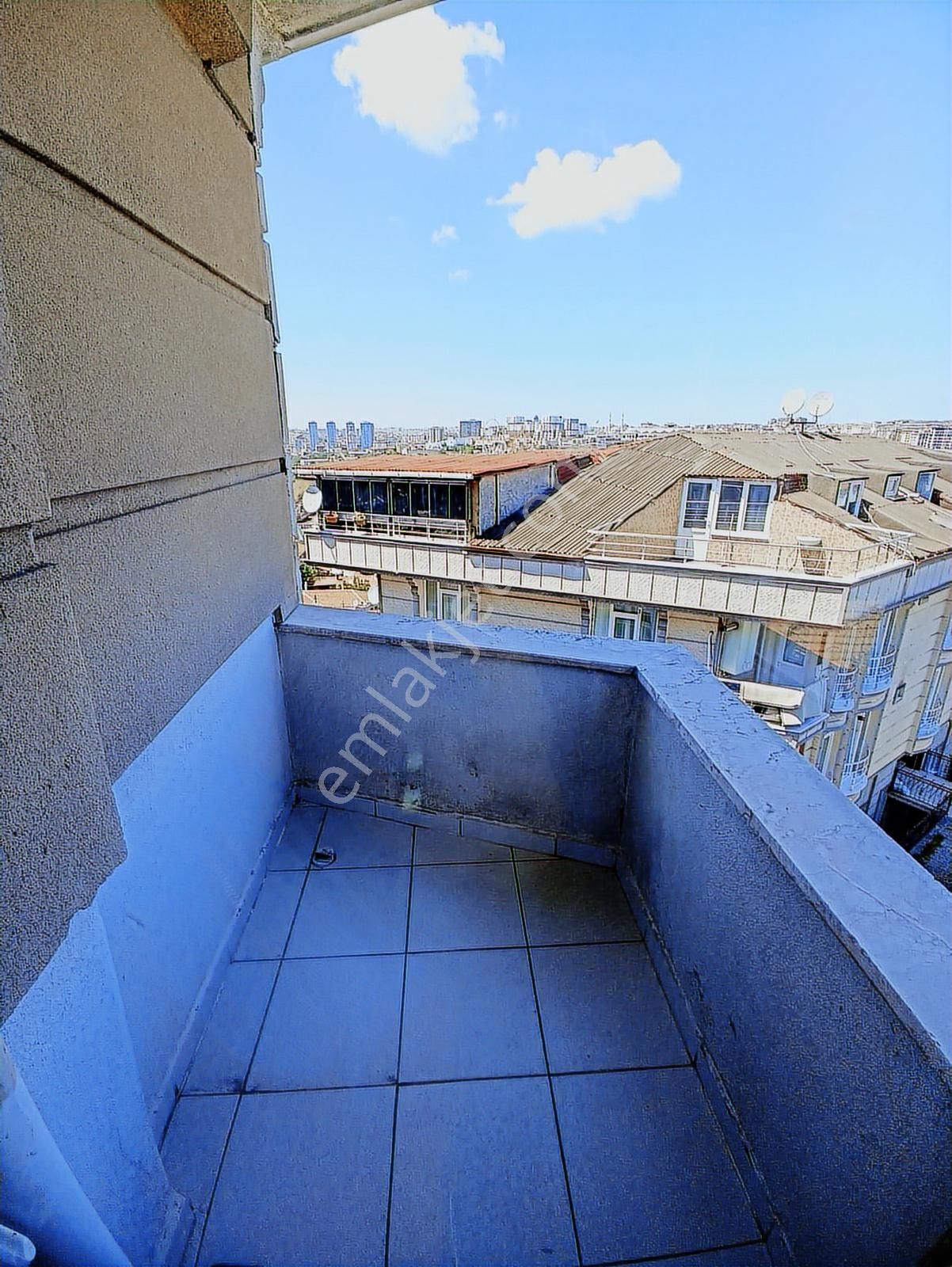 Şeref Emlak Satılık Lüks Kullanışlı Daire 6,200,000 Tl - Görsel 34