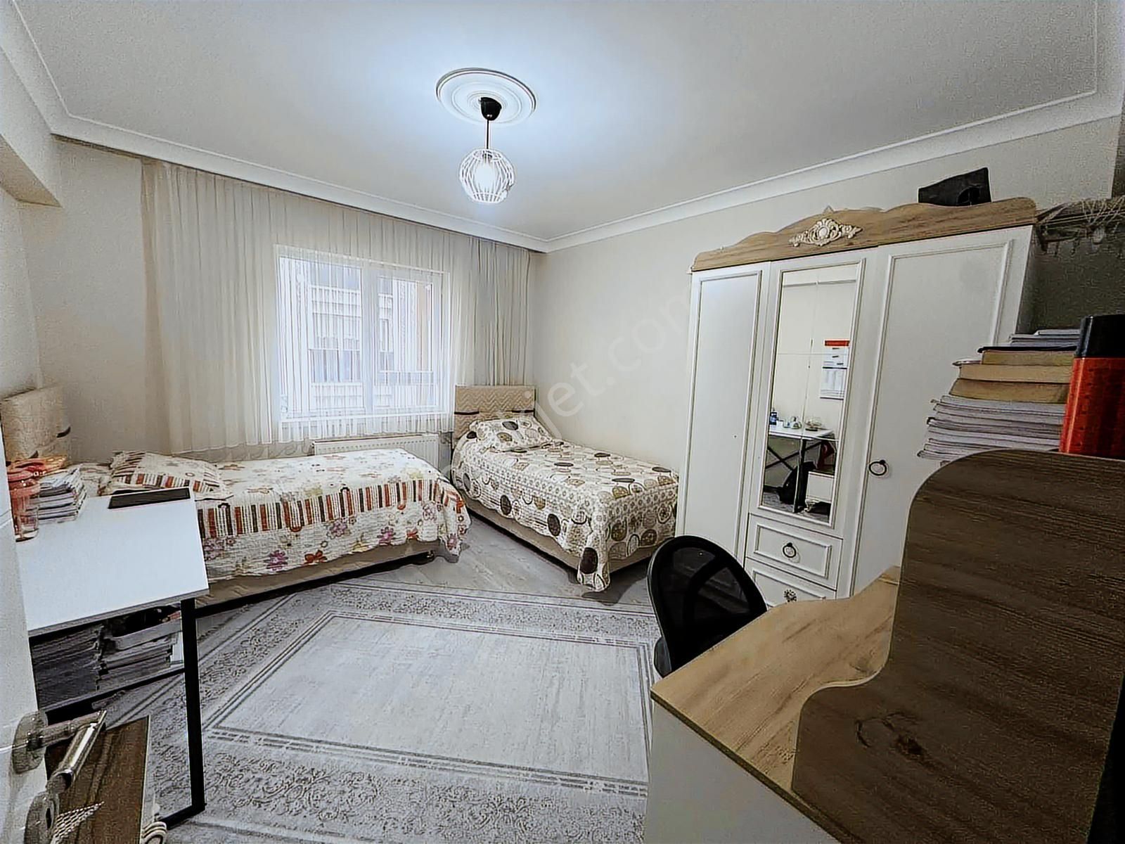 Şentürk Gayrimenkul'den**masrafsız** 3+1 Daire - Görsel 3