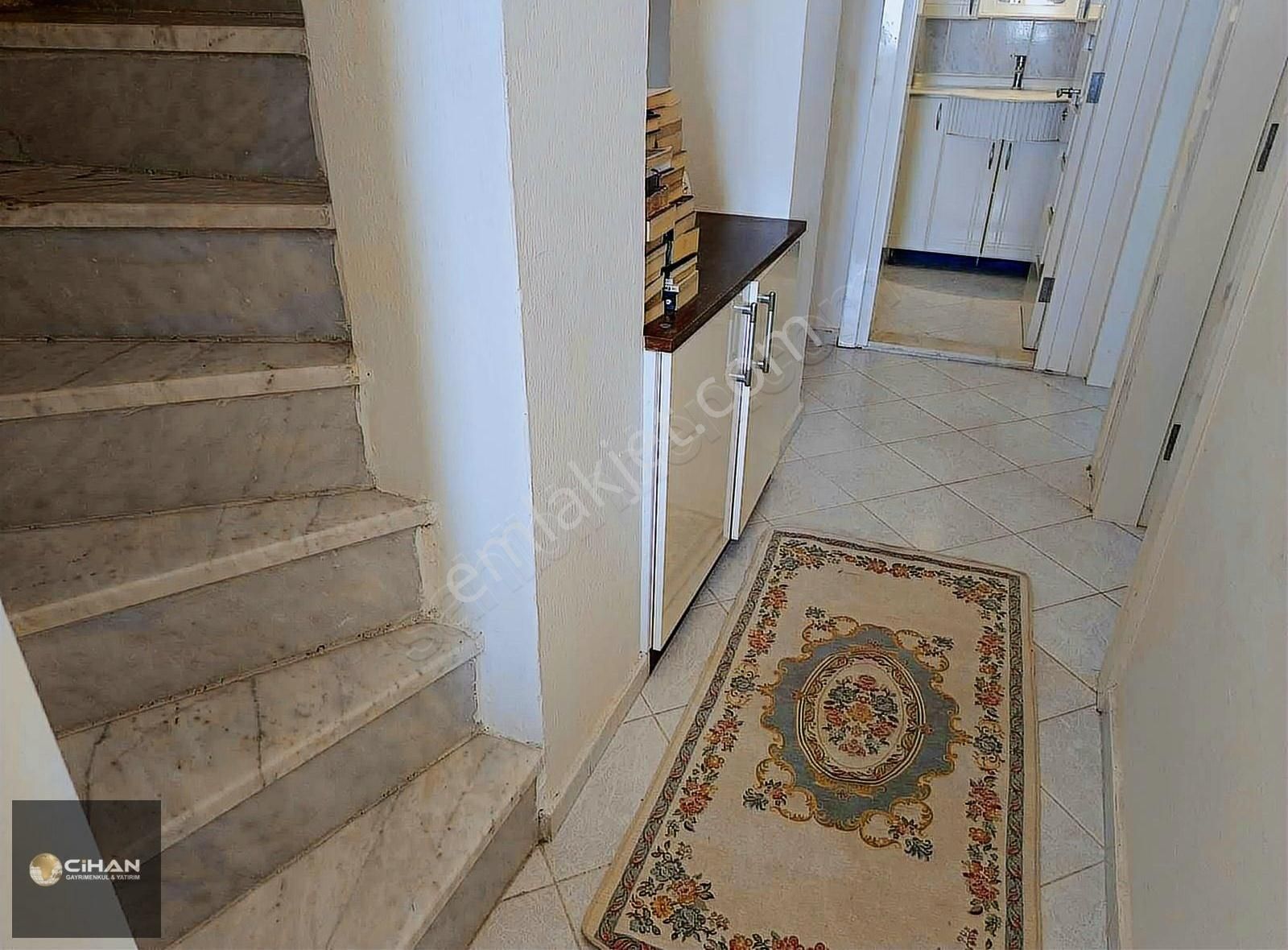 Kuşadası'nda Denize 100mt Müstakil Yazlık - Görsel 6