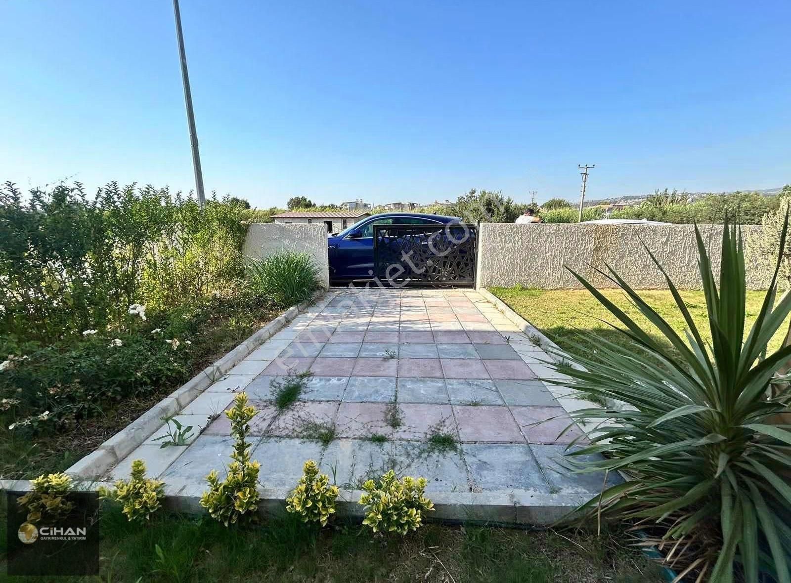 Kuşadası Davutlar Sahilde Denize Yakın Müstakil Yazlık - Görsel 16