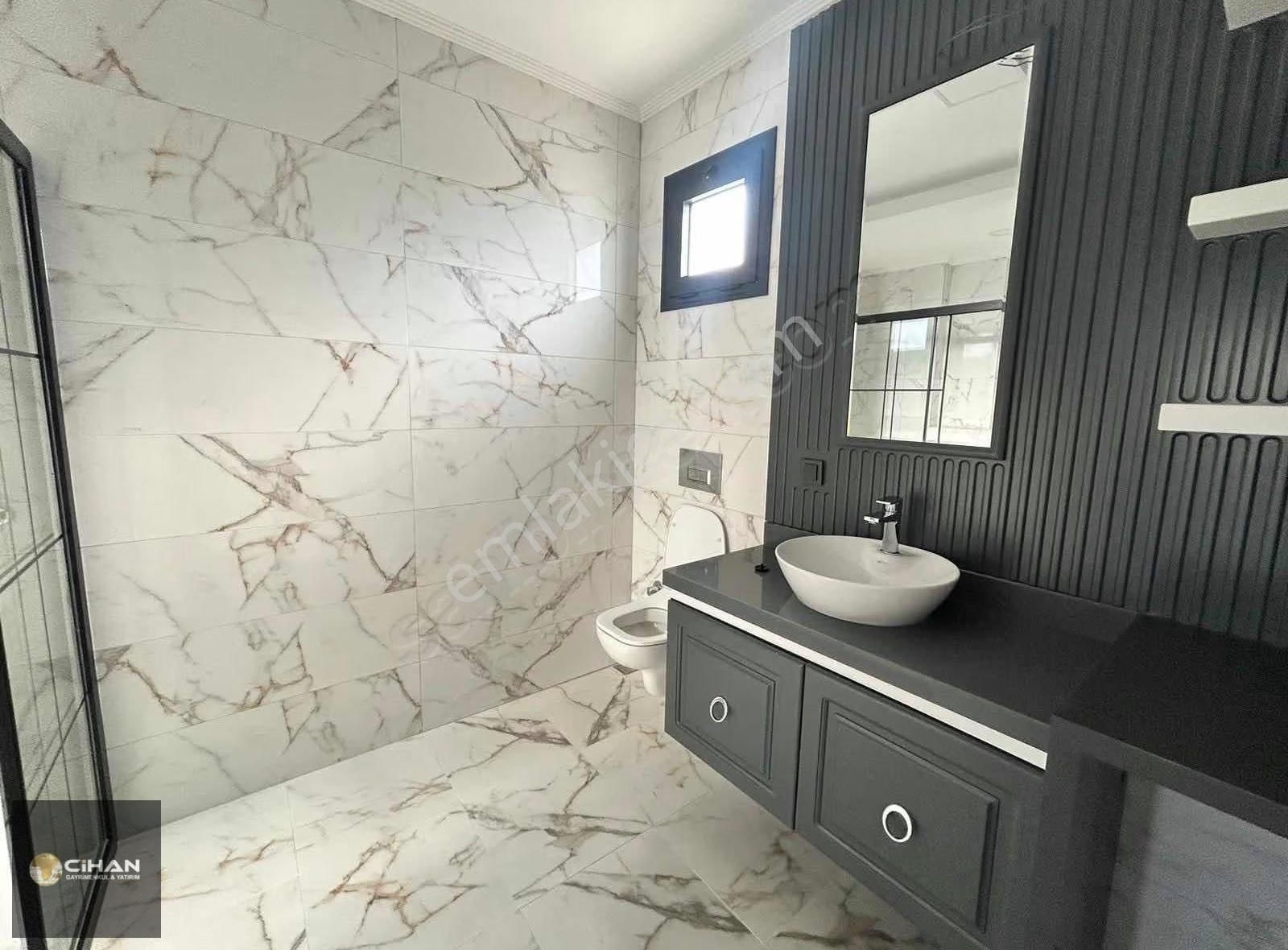 Kuşadası Davutlar Sahilde Denize Yakın Müstakil Yazlık - Görsel 19