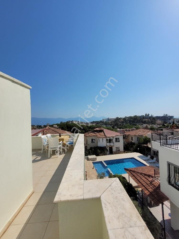 Kuşadası Kadınlar Denizi Mevki Havuzlu Sitede Satılık Villa - Görsel 23