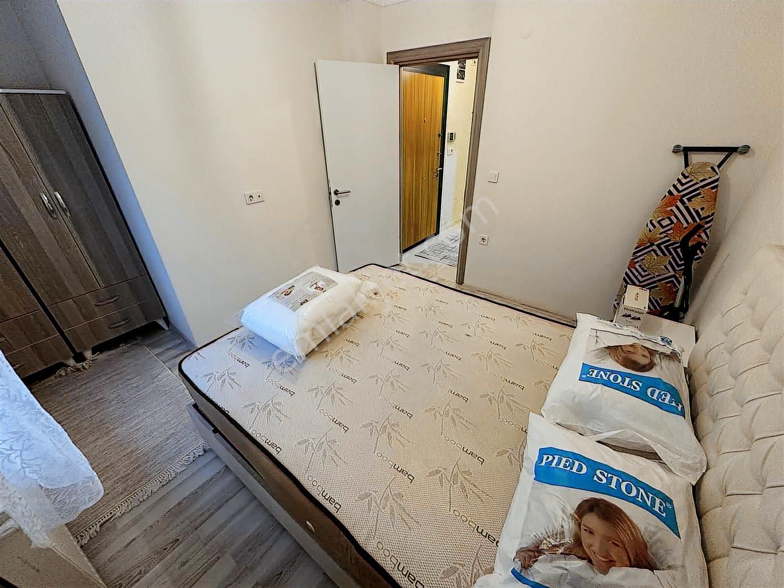 Tuncaydan Yeni Binada Cadde Üzerinde 1+1 Full Eşyalı Daire - Görsel 17