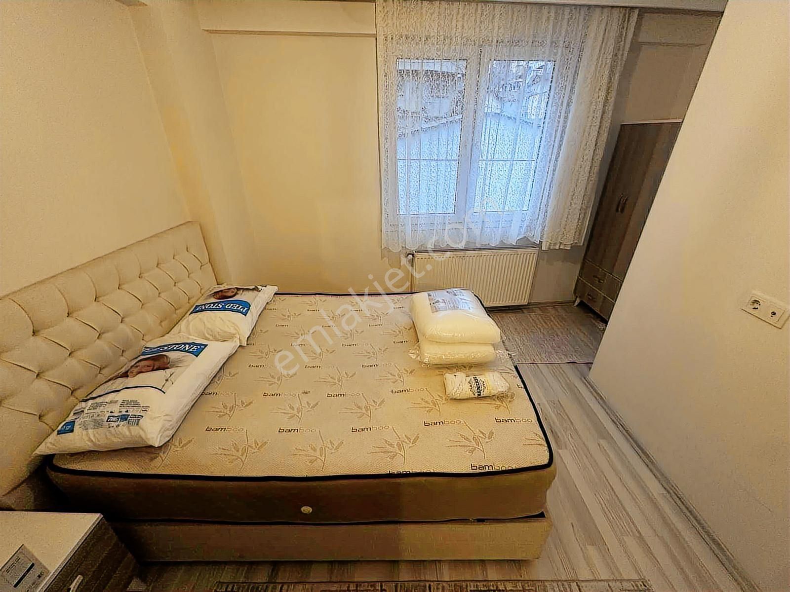 Tuncaydan Yeni Binada Cadde Üzerinde 1+1 Full Eşyalı Daire - Görsel 3