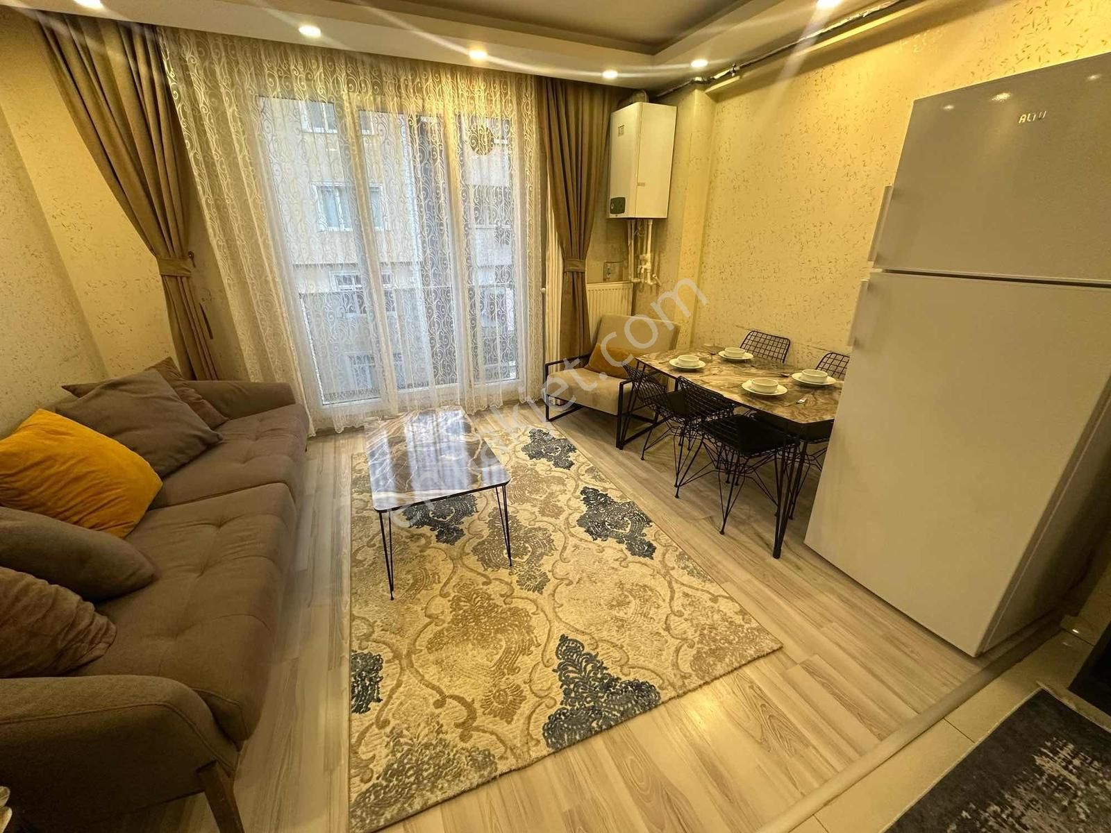 Tuncaydan Yeni Binada Cadde Üzerinde 1+1 Full Eşyalı Daire - Görsel 12