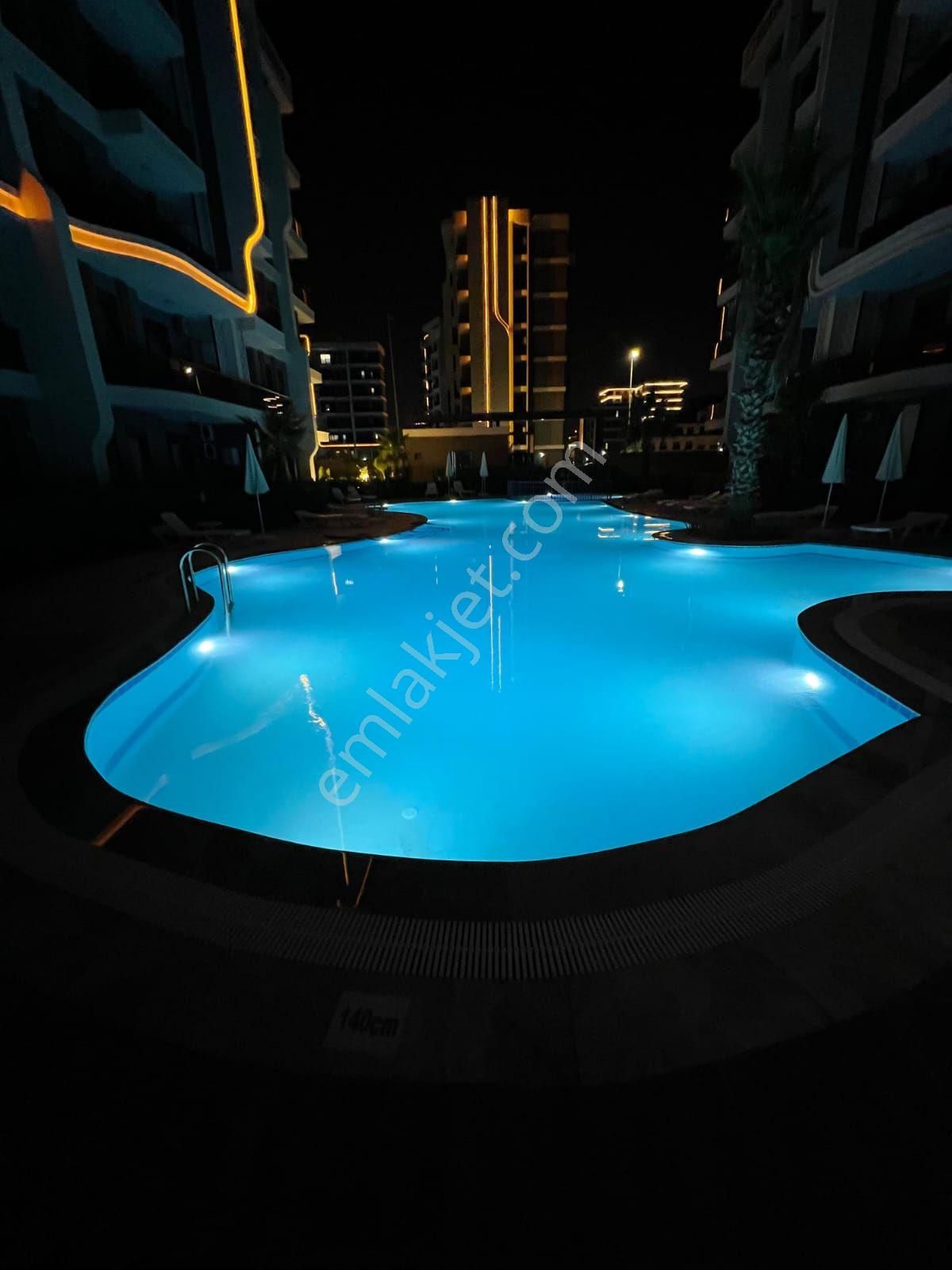 Donanımlı Site İçerisinde Yatırıma Uygun Lüks Eşyalı Kiracılı 1+1 - Görsel 18