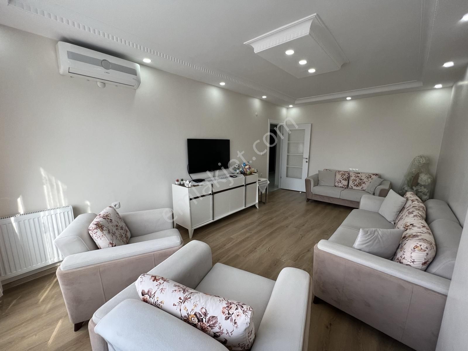Real Home'dan Gültepe'de 2+1 Satılık 95 M2 4.kat Lüks Daire