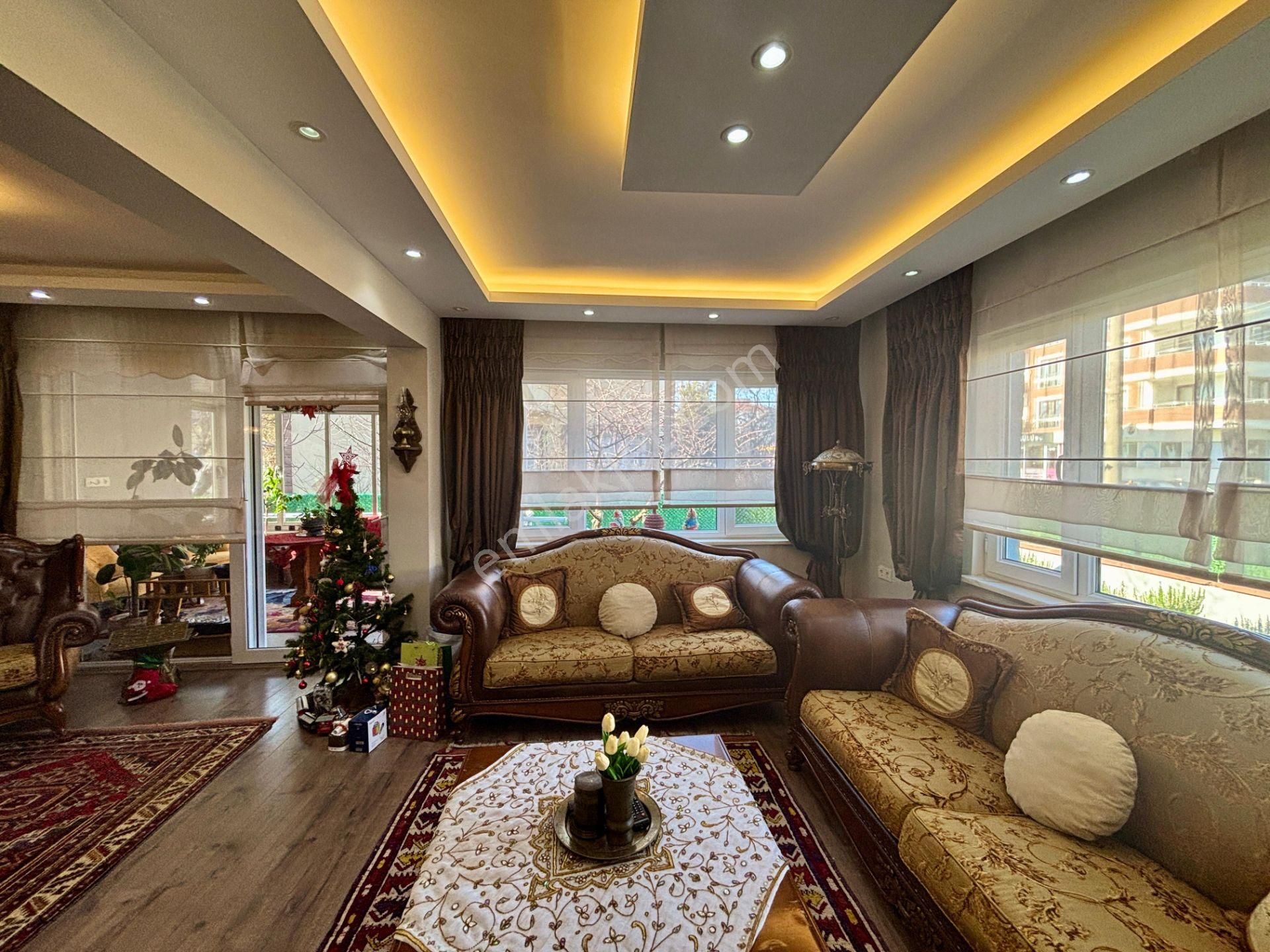 Cb King'den Paşaalanı Mahallesi 6+1 Satılık Dubleks Müstakil Ev - Görsel 7