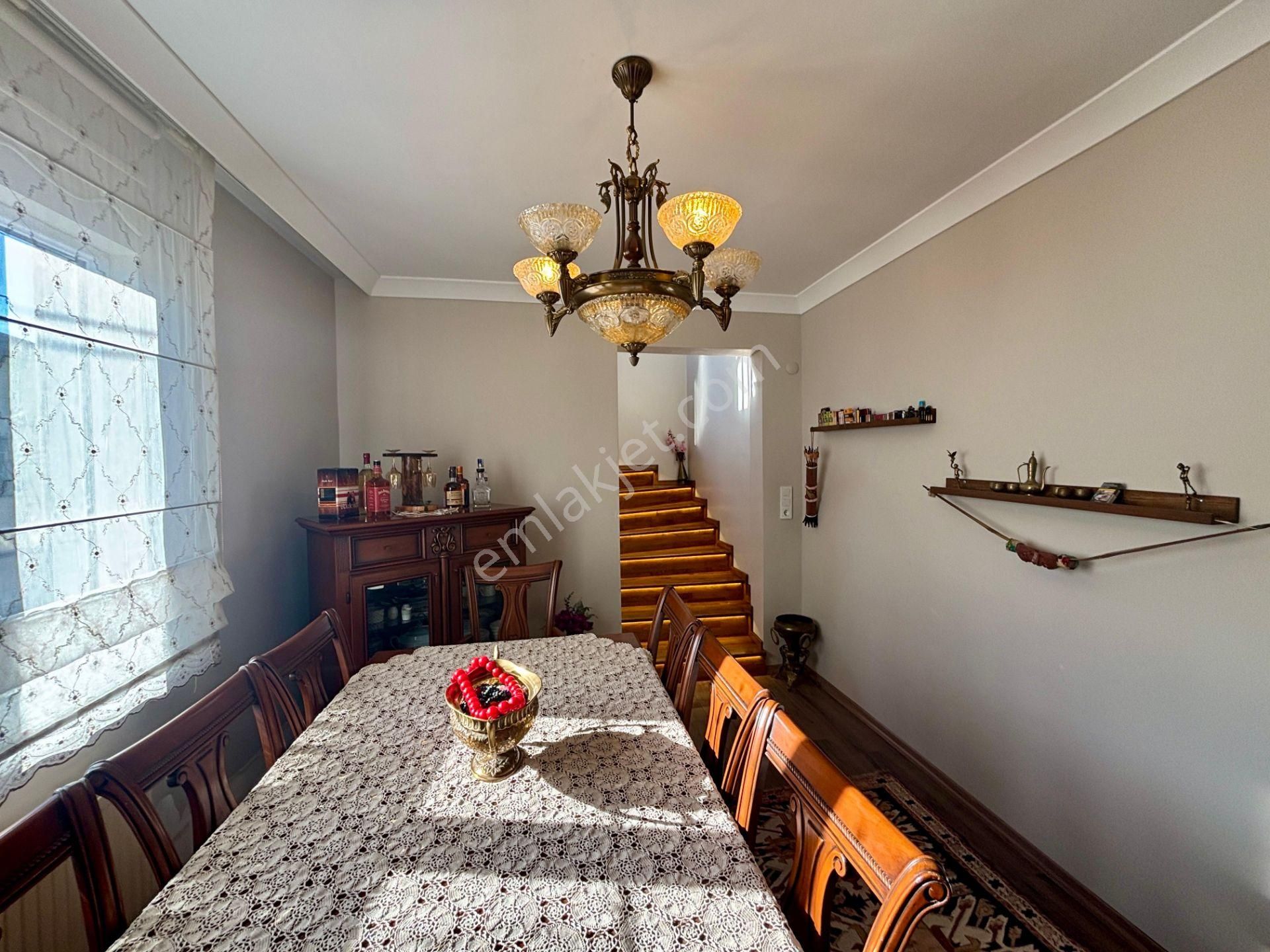 Cb King'den Paşaalanı Mahallesi 6+1 Satılık Dubleks Müstakil Ev - Görsel 23